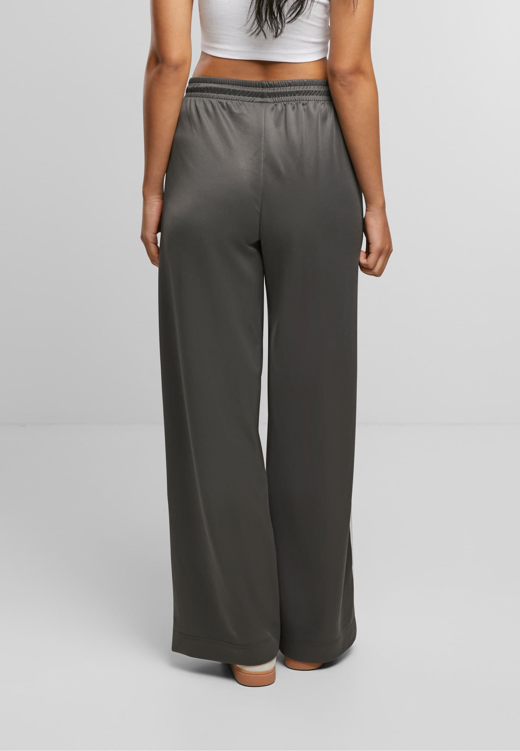 URBAN CLASSICS Jogginghose »Urban Classics Ladies Wide Leg Track Pants«, (1 tlg.)