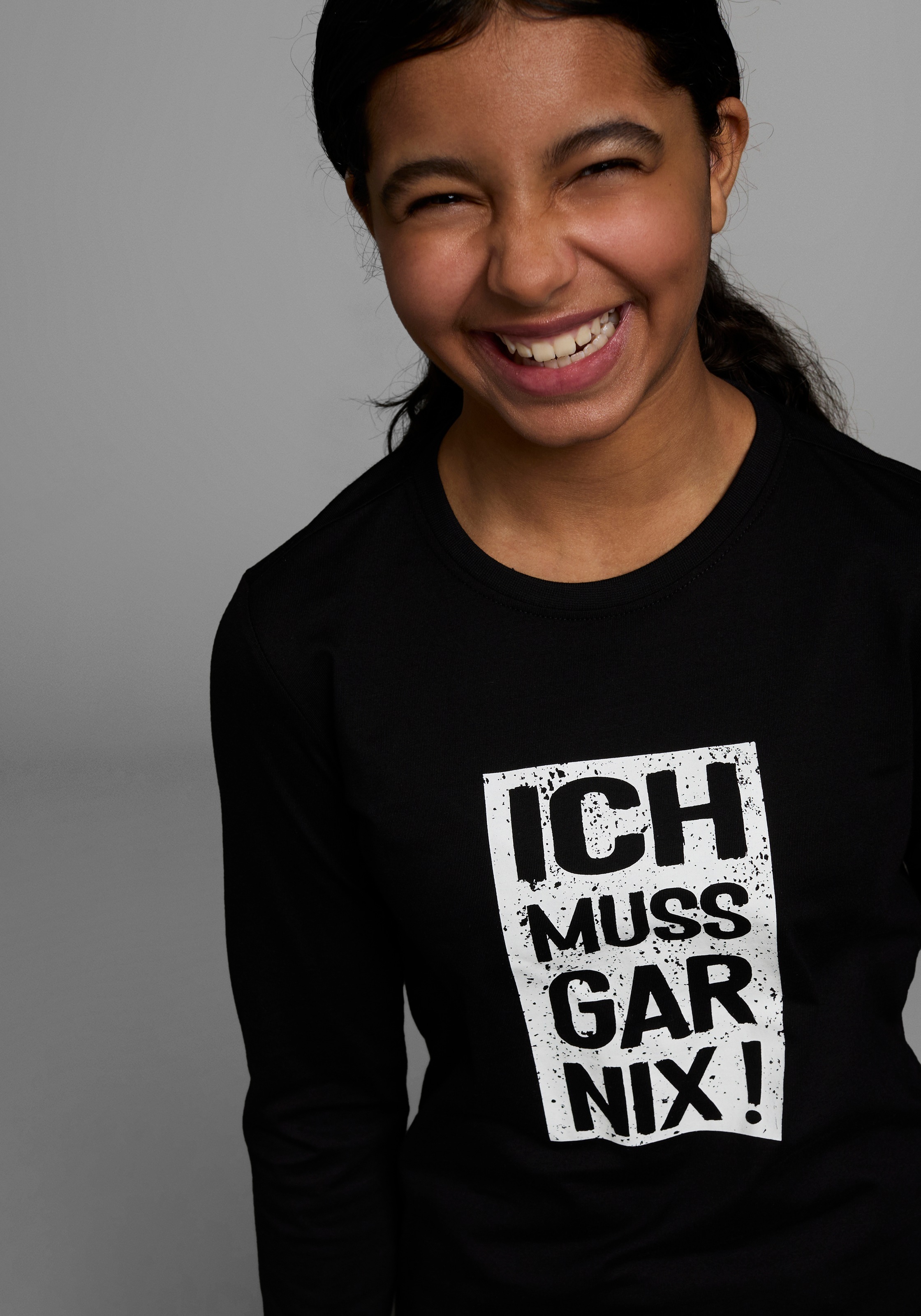 Thumbnail - KIDSWORLD Langarmshirt "Ich muss gar nix" Langarm, Basic-Passform, bedruckt, Rundhalsausschnitt