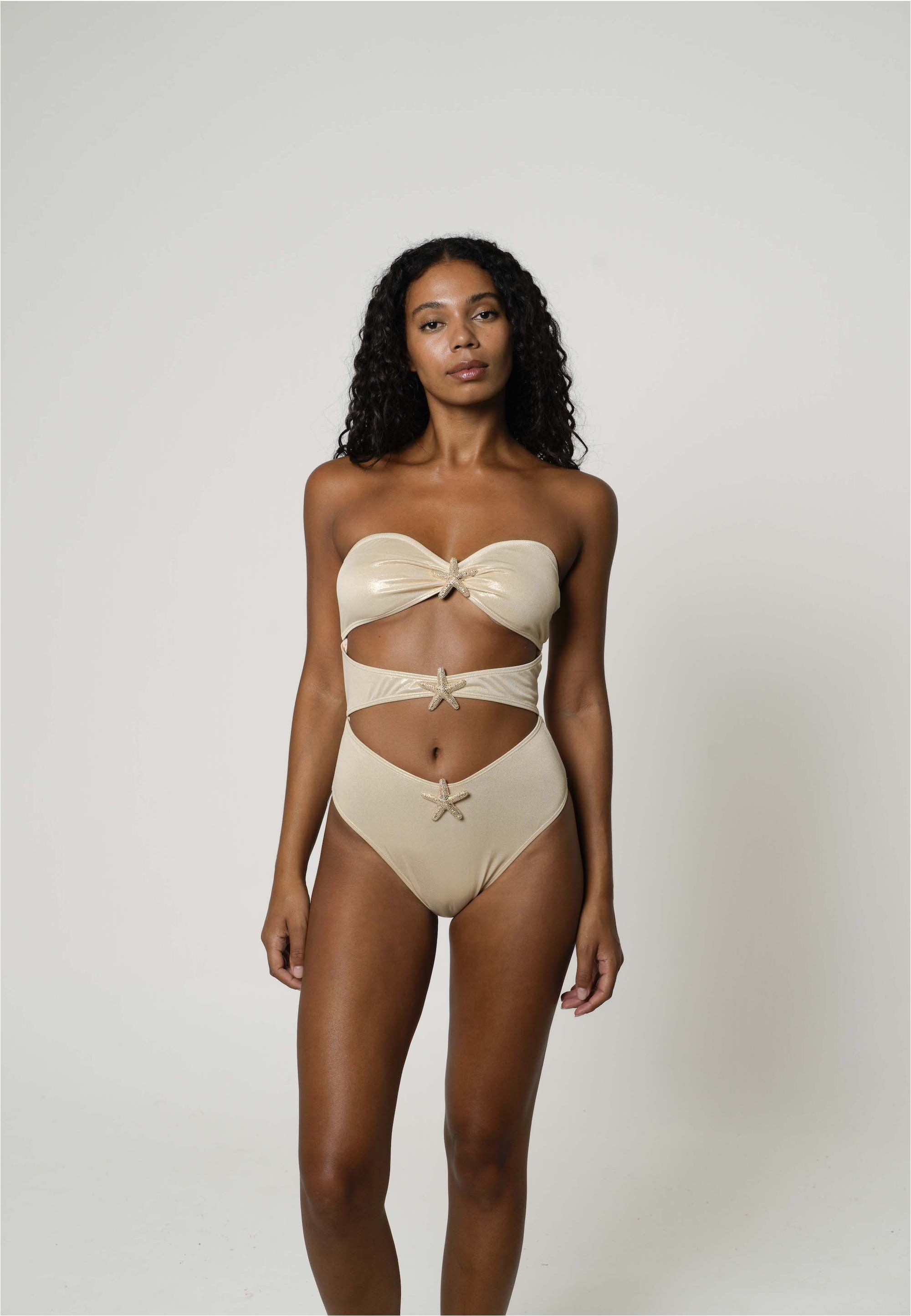 Moda Minx Badeanzug, (1 St.), mit tollen Cut-Outs günstig online kaufen