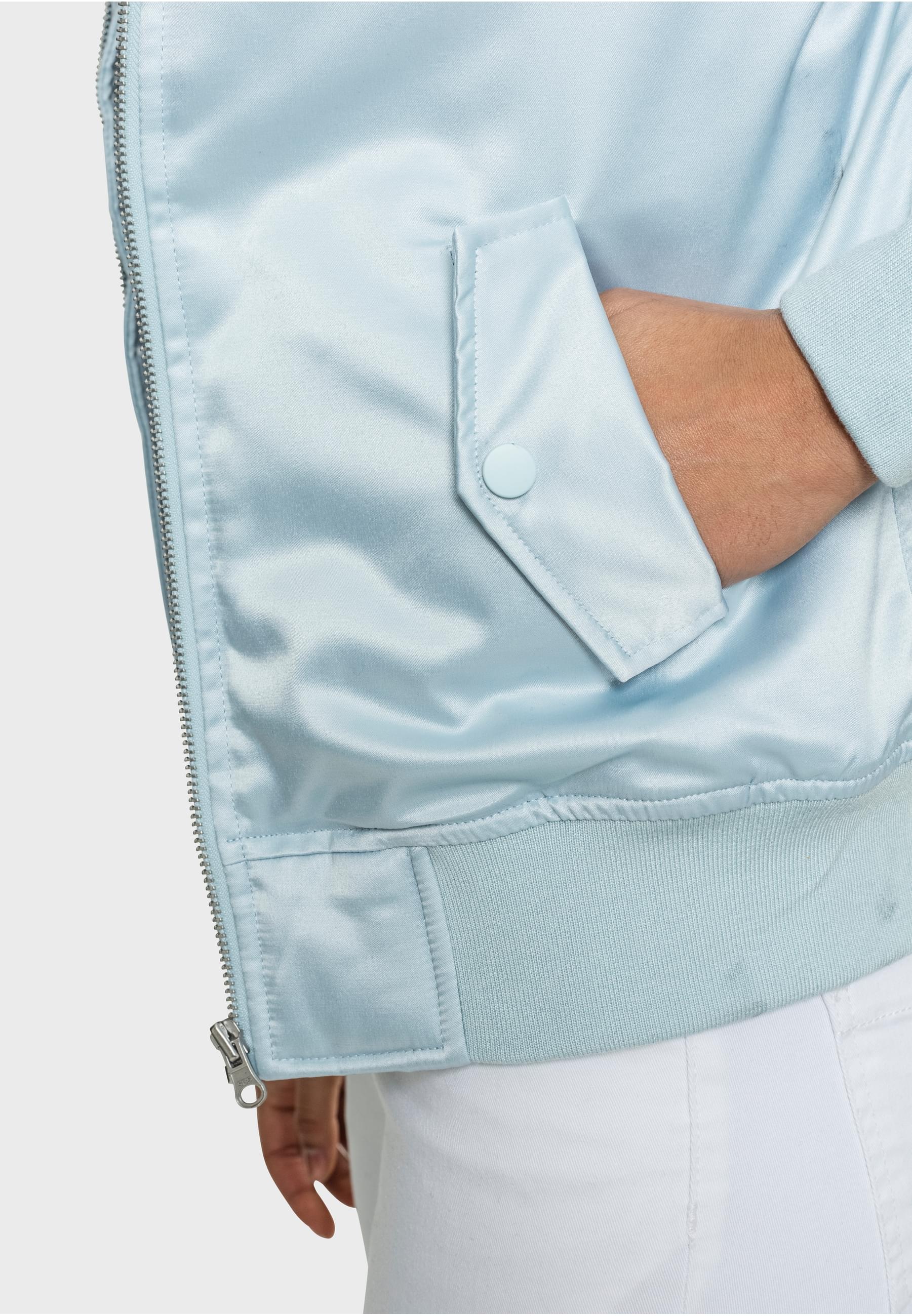 URBAN CLASSICS Allwetterjacke »Urban Classics Damen Ladies Satin Bomber Jacket« 1 Stk. tlg. ohne Kapuze