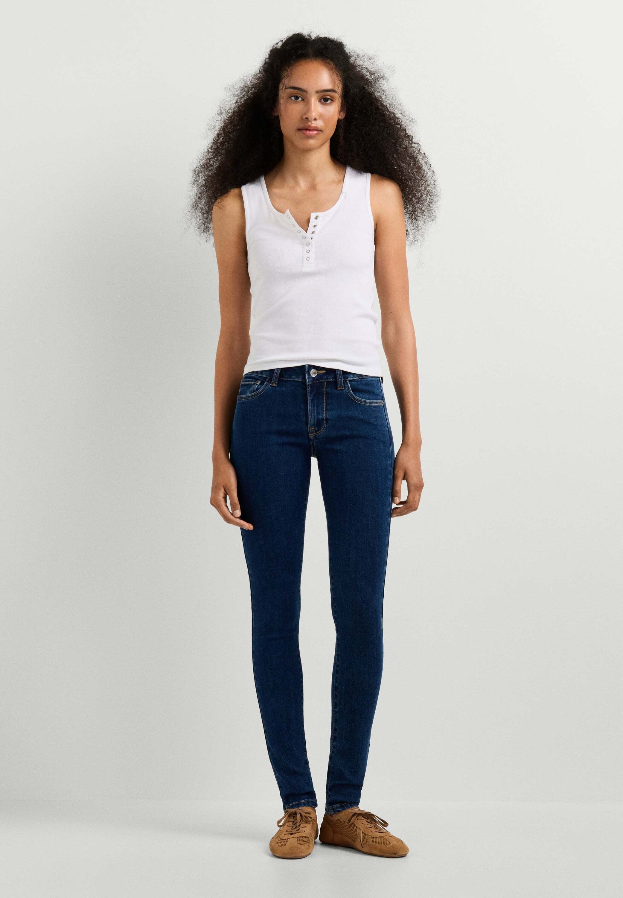 Pepe Jeans Slim-fit-Jeans »slim fit jeans SKINNY JEANS LW SOHO«