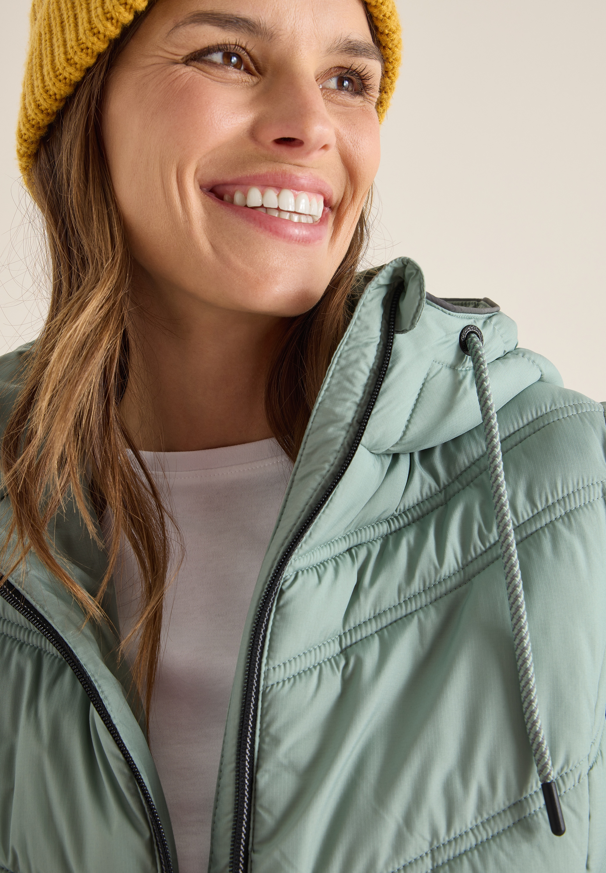 Cecil Steppjacke, mit Kapuze, mit Kapuze