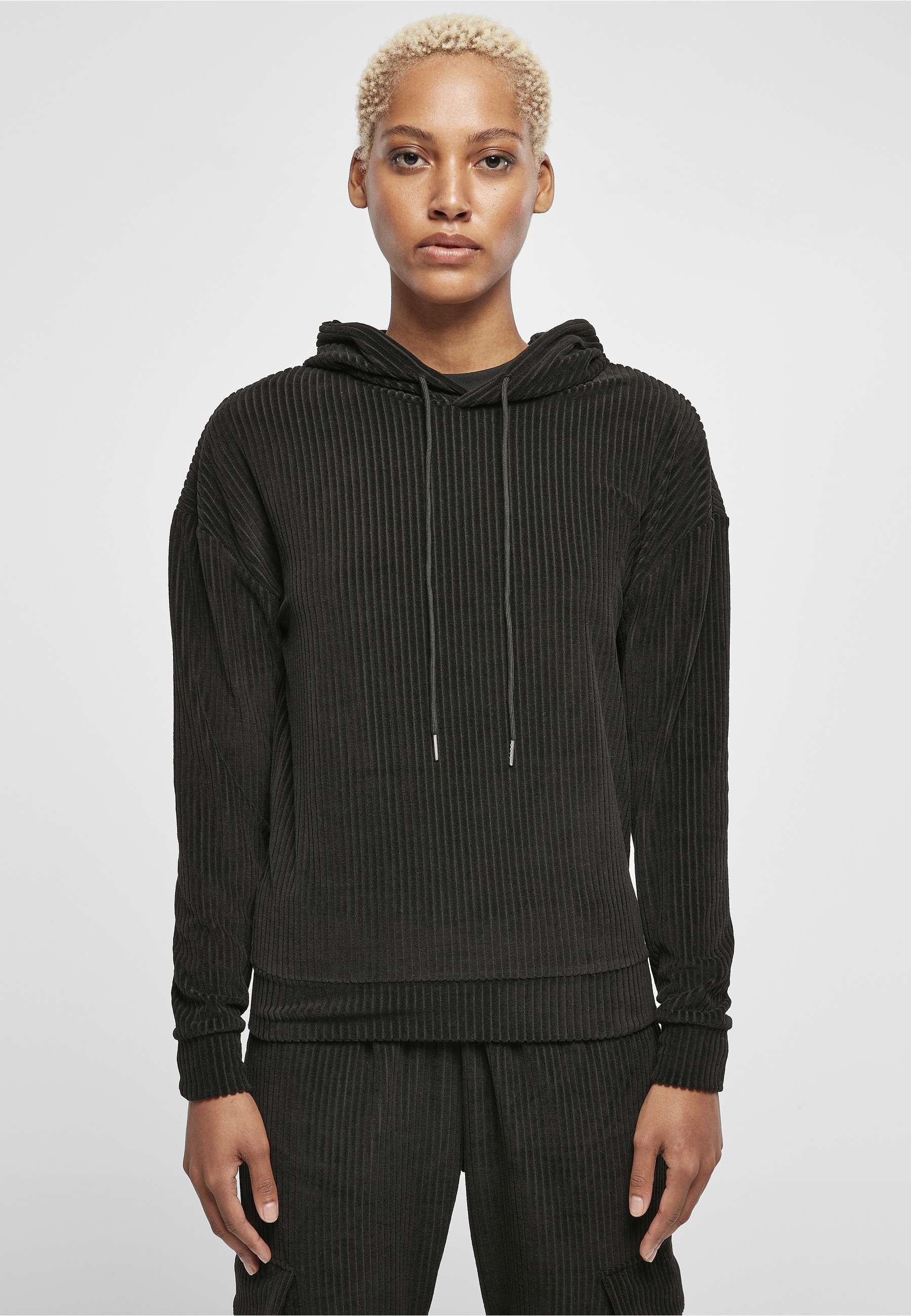 URBAN CLASSICS Kapuzensweatshirt »Urban Classics Damen Ladies Velvet Rib Hoody«, 1 Stk.
