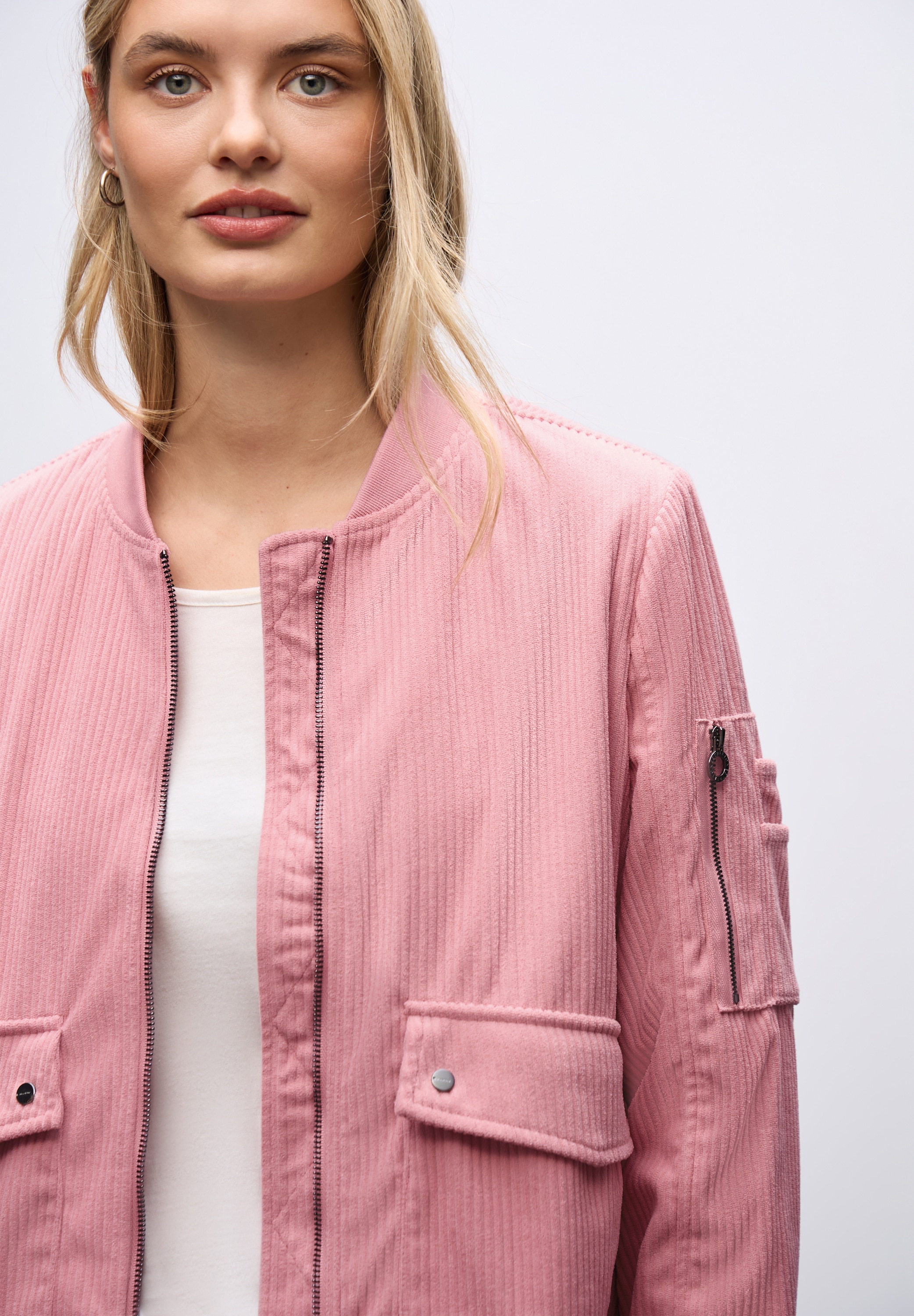 STREET ONE Blouson ohne Kapuze aus Cord und Langarm mit Bündchen und Zipperdetail