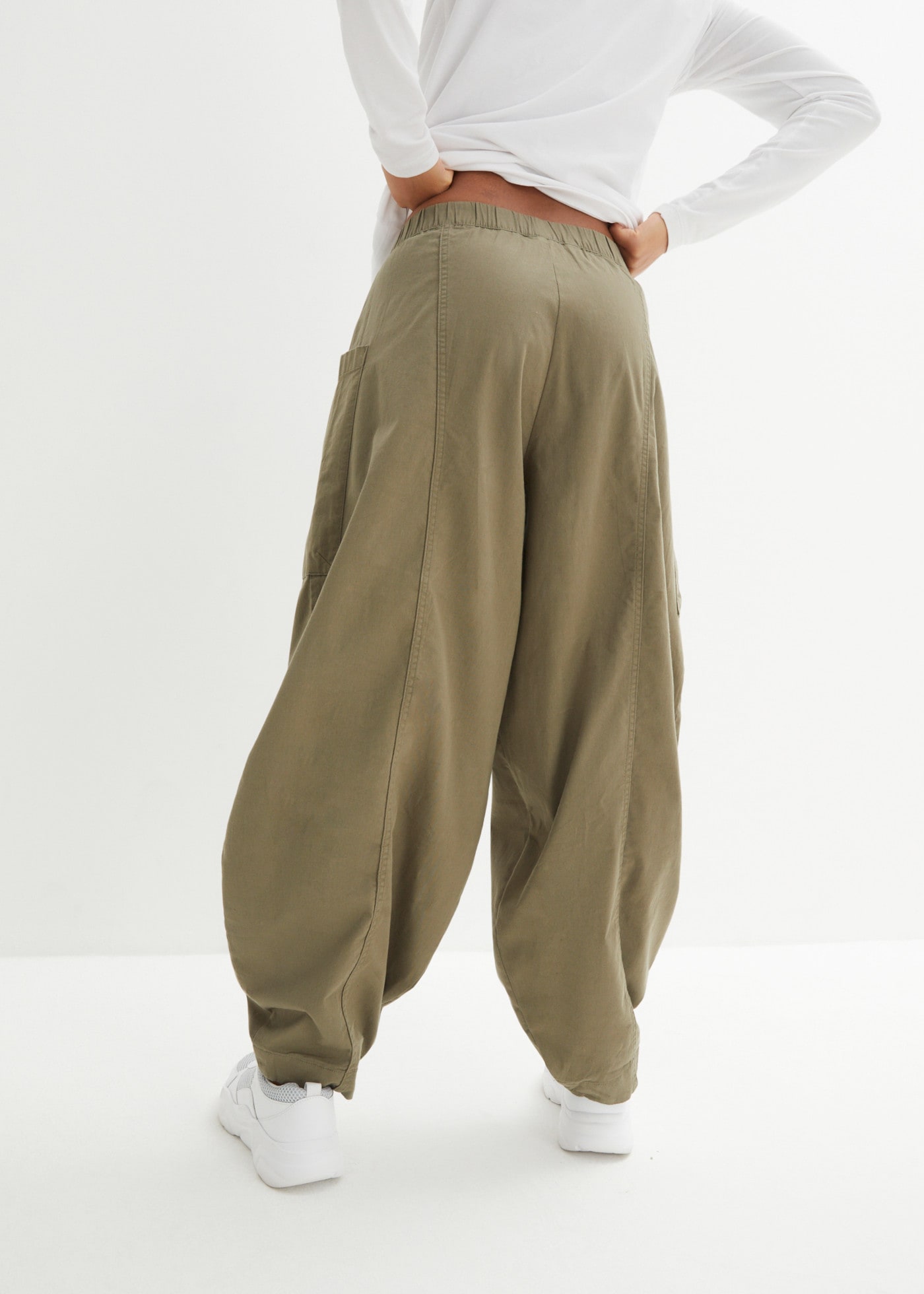 bonprix Pumphose  extra weiter Schnitt, bequemer Bund, lockere Passform im Loose Fit