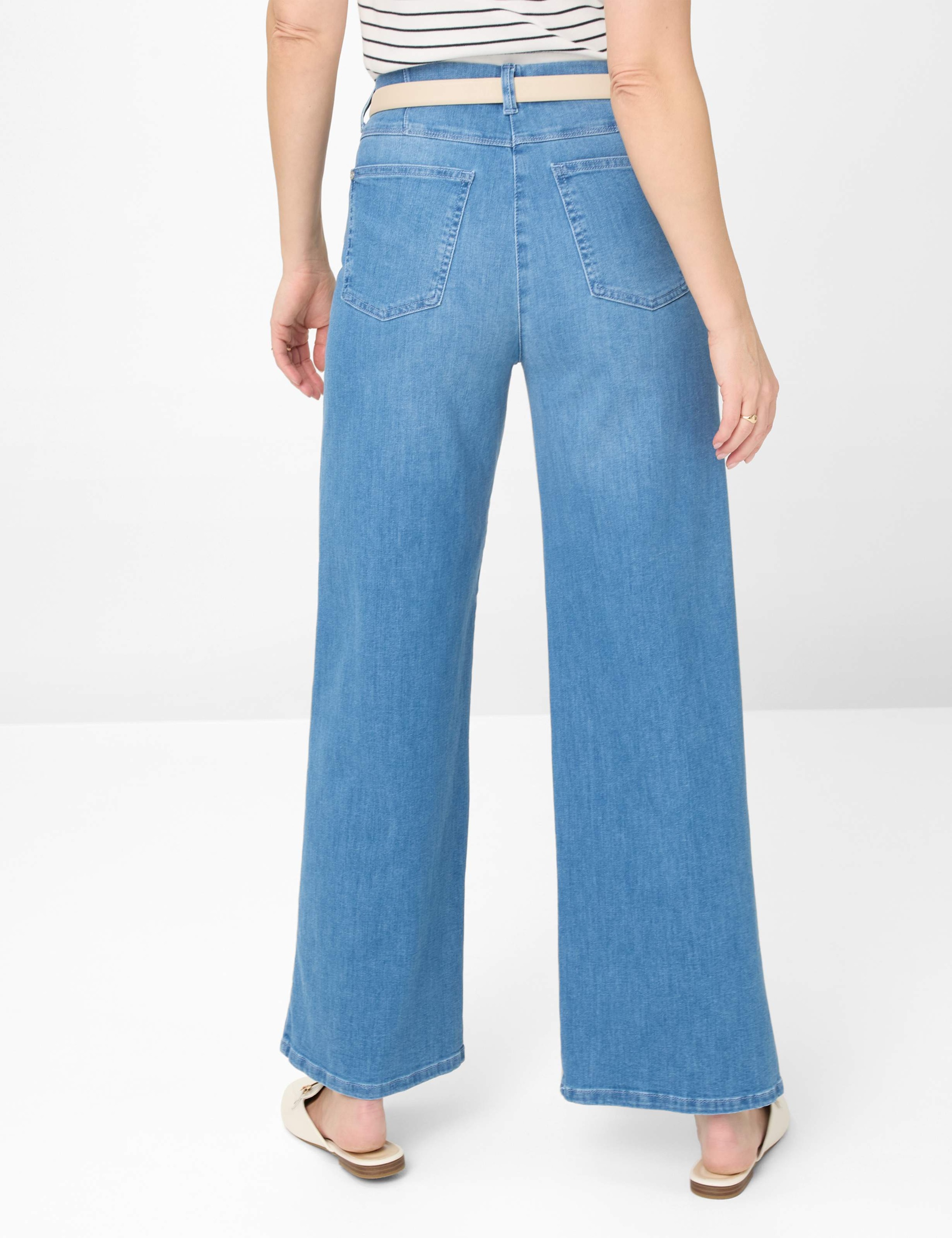 RAPHAELA by BRAX 5-Pocket-Jeans »Style LAURA FLARED«