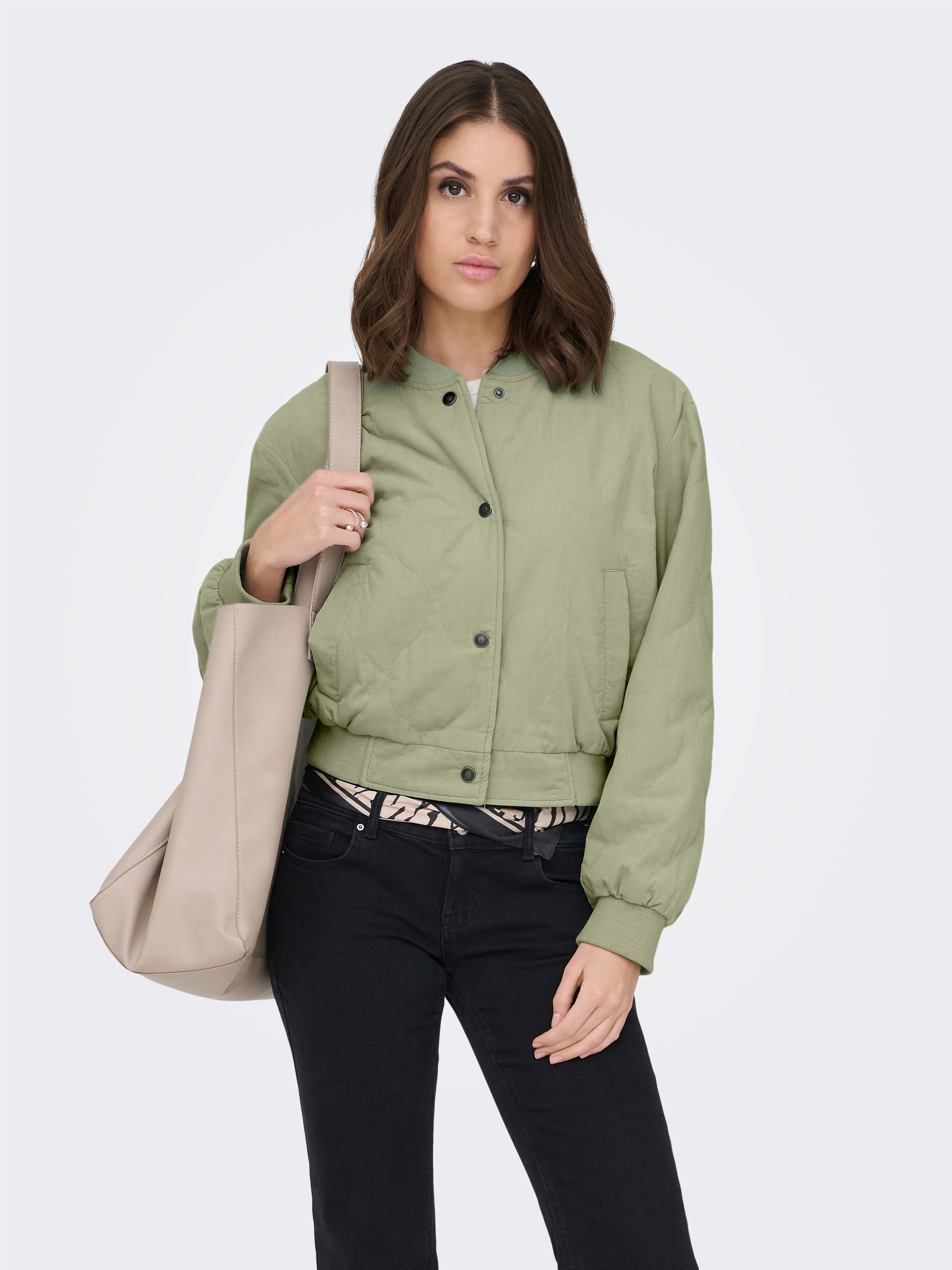 ONLY Cordjacke »ONLSAP CORDUROY BOMBER CC OTW« gesteppte Details