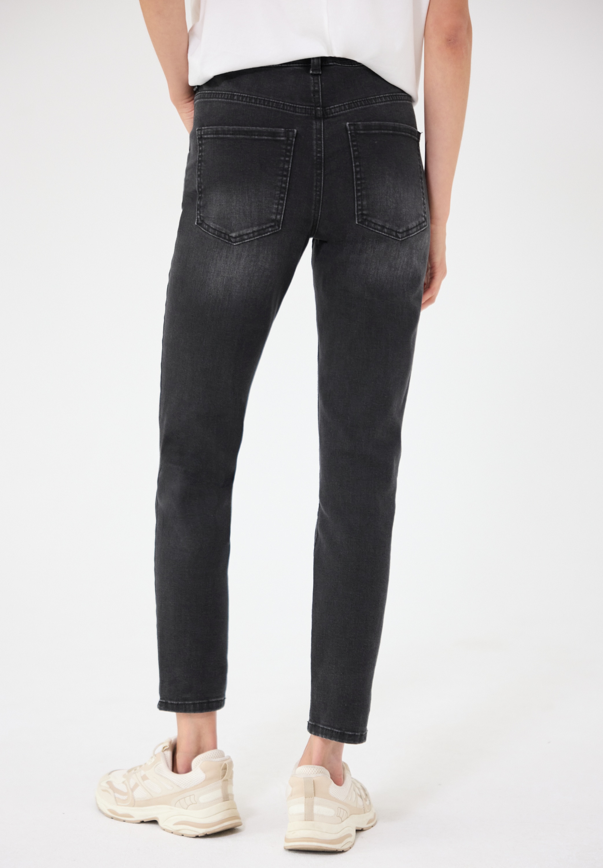 STREET ONE STUDIO 5-Pocket-Style