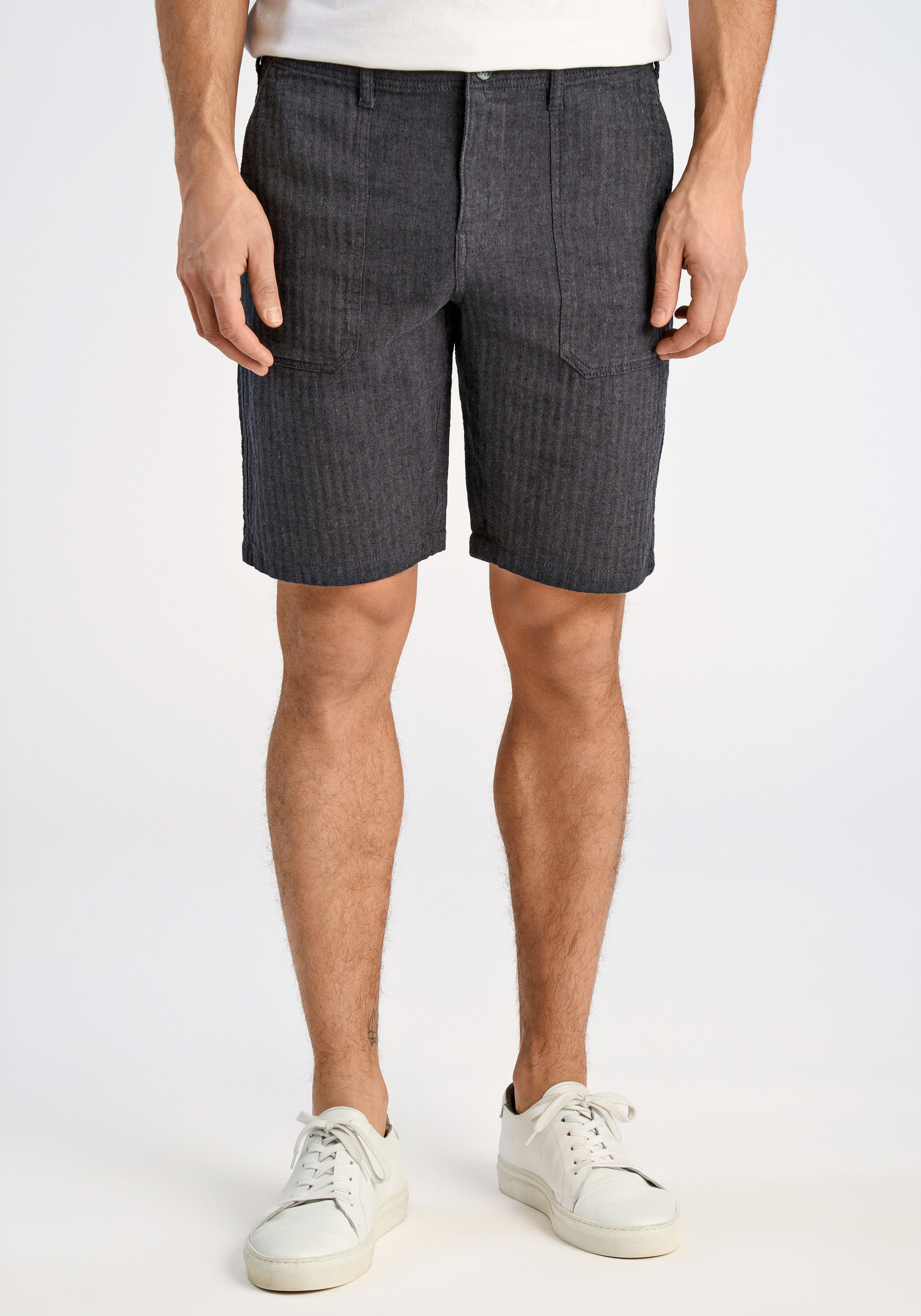 Shorts LINDBERGH "Leinenshorts Relaxed Fit", Herren, Gr. S, schwarz, Obermaterial: 55% Baumwolle, 45% Leinen, meliert, relaxed fit, Hosen Shorts
