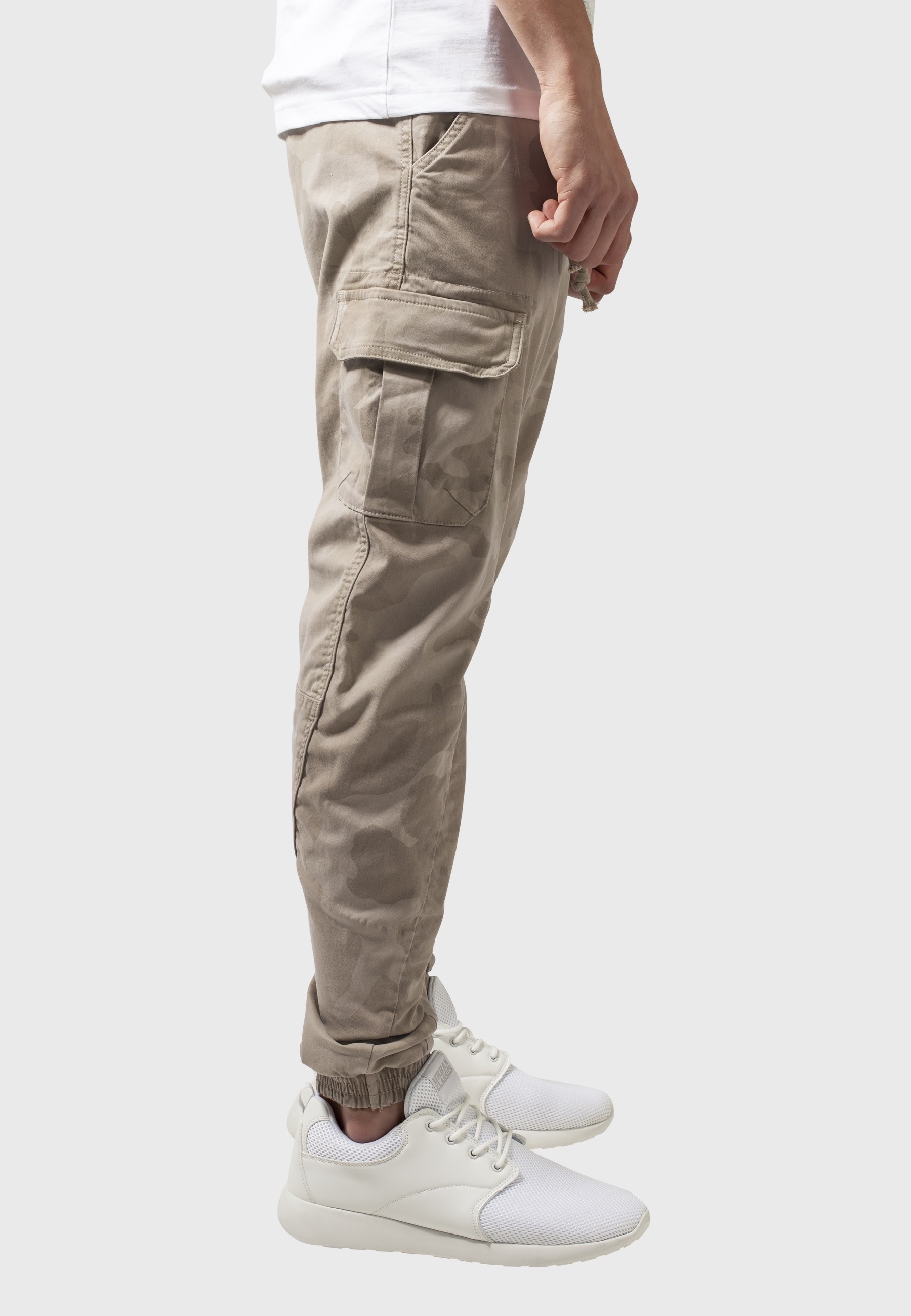 URBAN CLASSICS Cargohose »Urban Classics Herren Camo Cargo Jogging Pants«