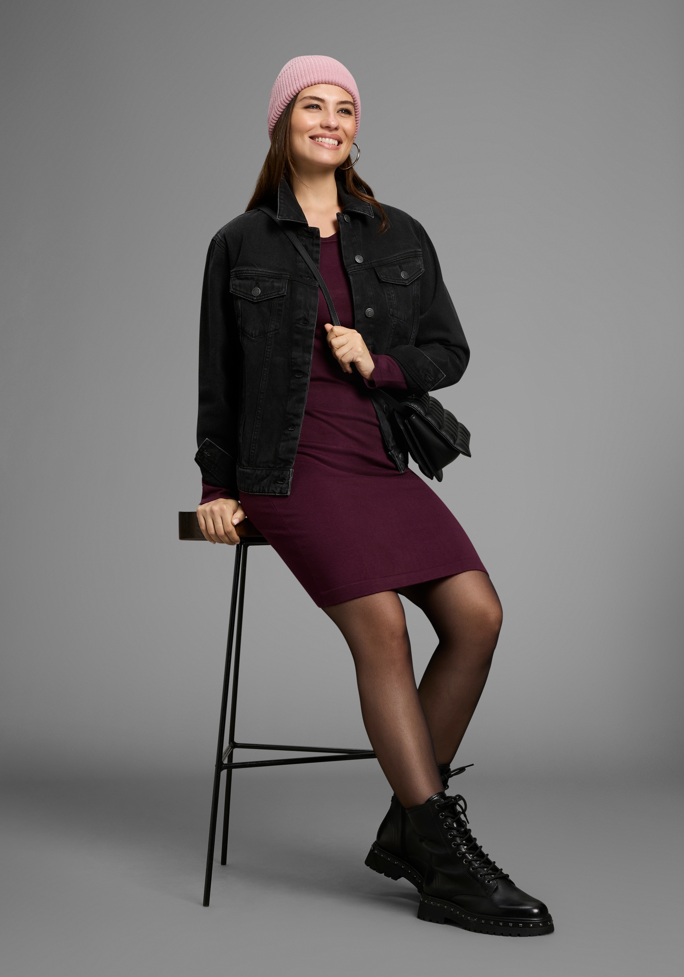 Laura Scott Strickkleid, kurzes Kleid, figurbetont, aus Viskosemischung