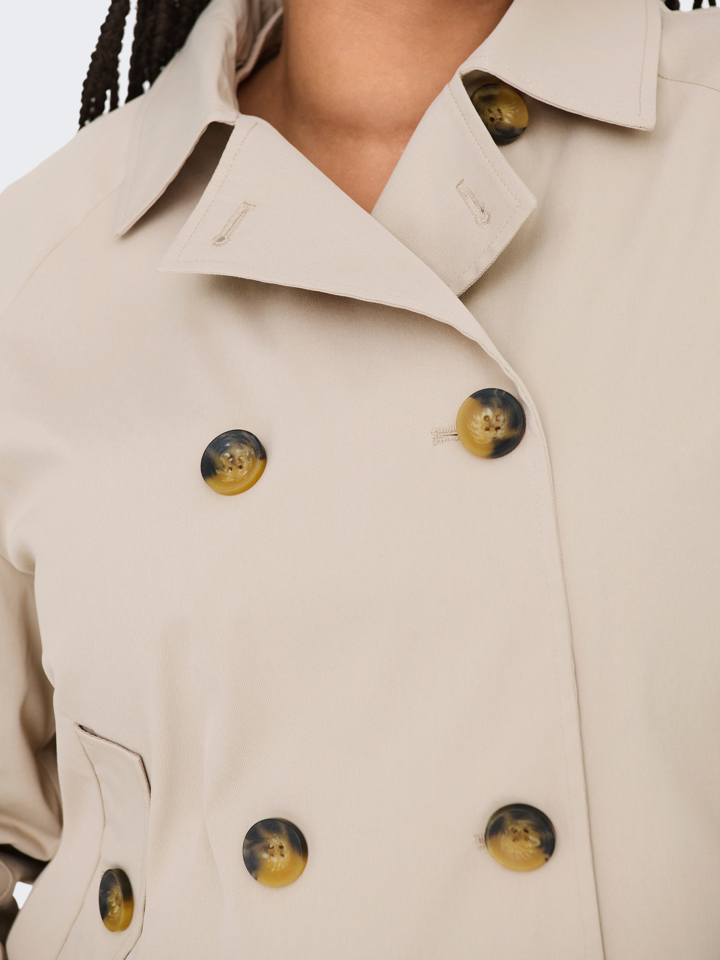 Thumbnail - ONLY CARMAKOMA Kurzjacke "CARAPRIL LIFE SHORT TRENCHCOAT OTW NOOS"