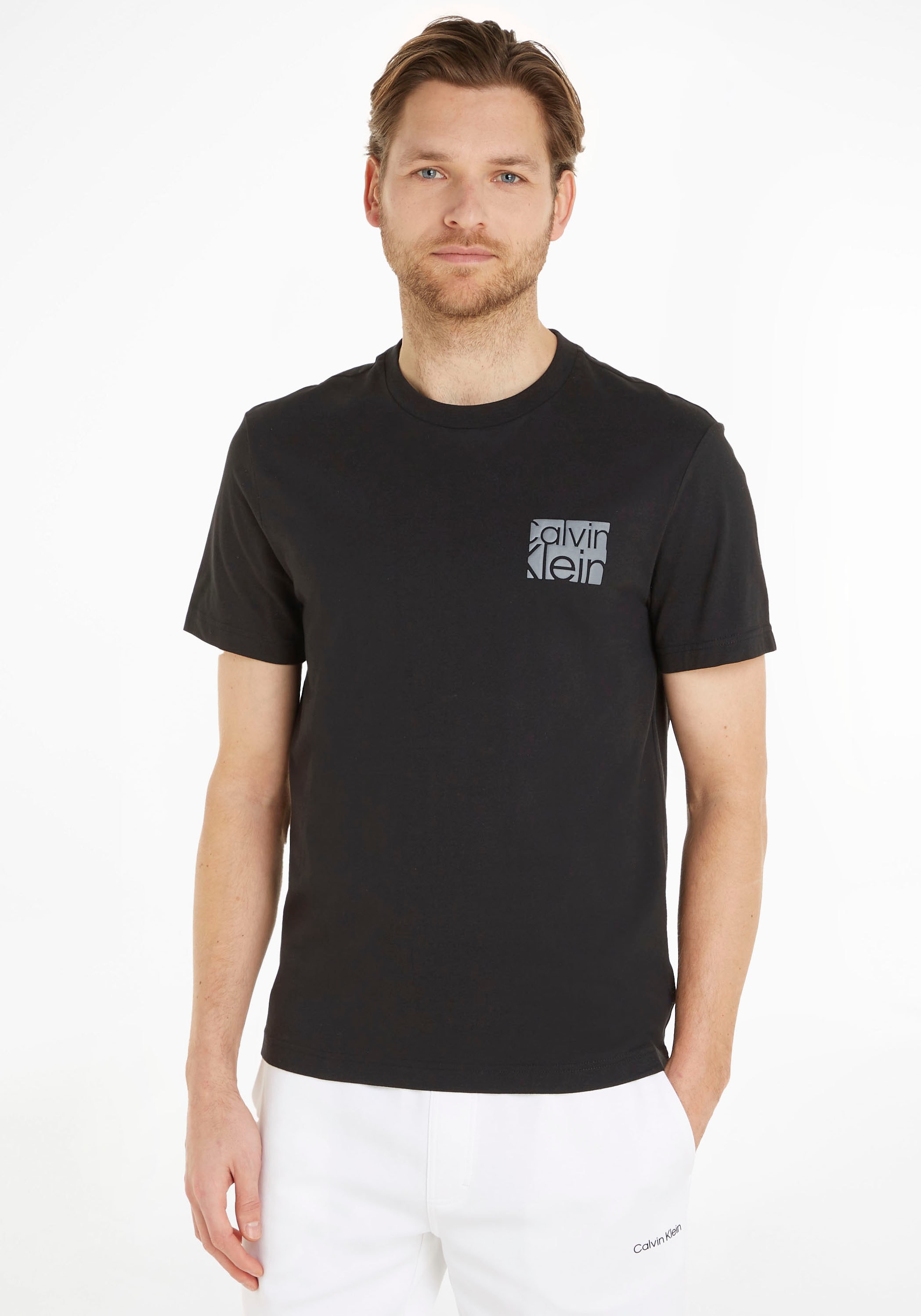 Calvin Klein Kurzarmshirt su Logo ant der Brust