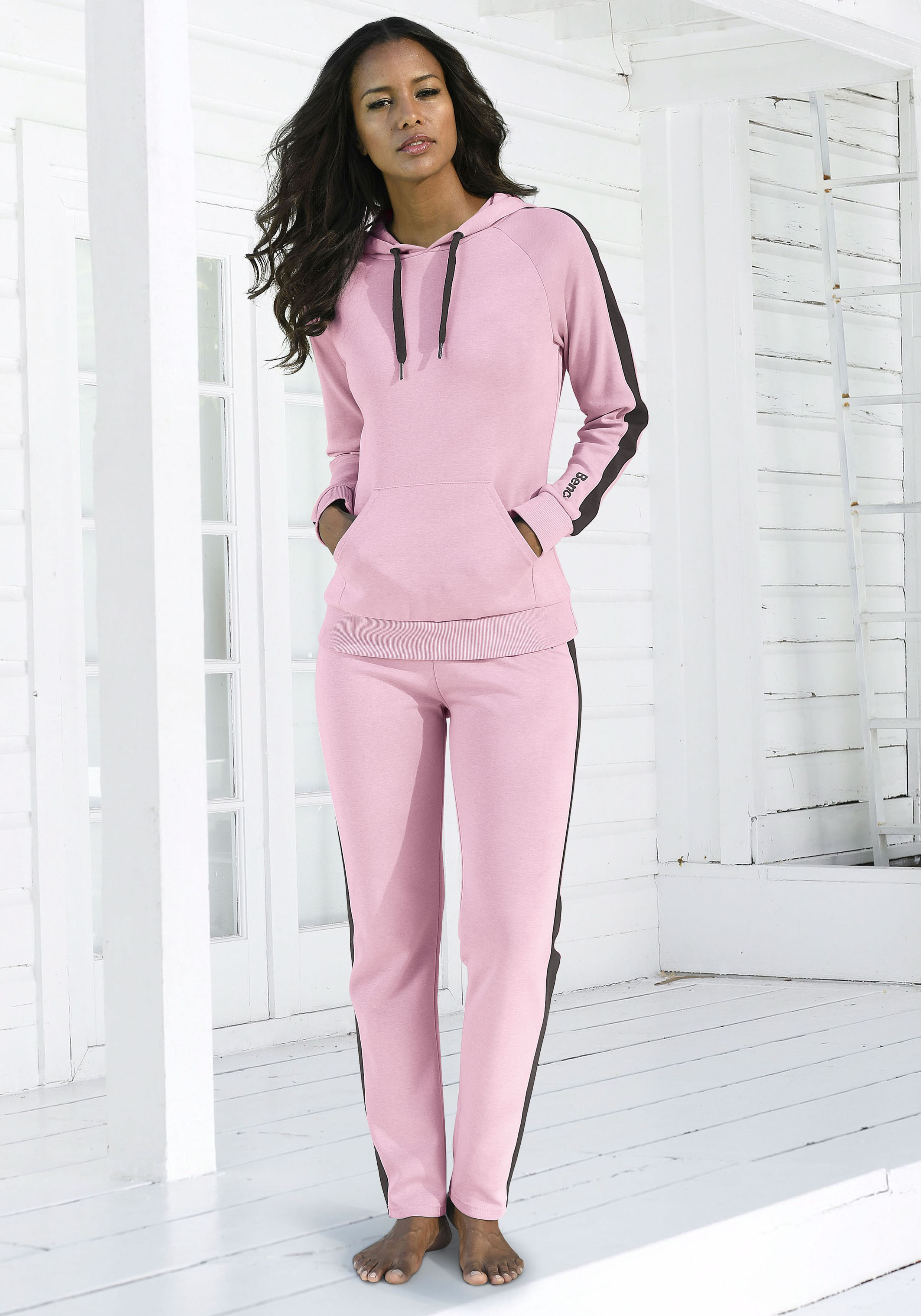 Thumbnail - Bench. Loungewear Kapuzensweatshirt, mit Seitenstreifen und Kängurutasche, Loungewear