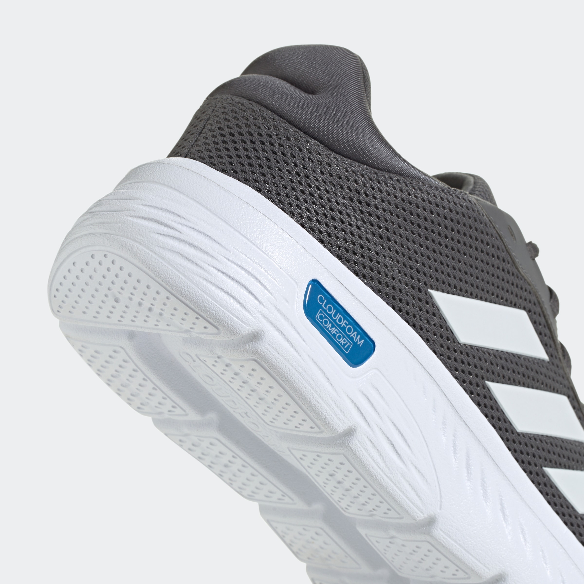 adidas Sportswear Walkingschuh »CLOUDFOAM COMFY«