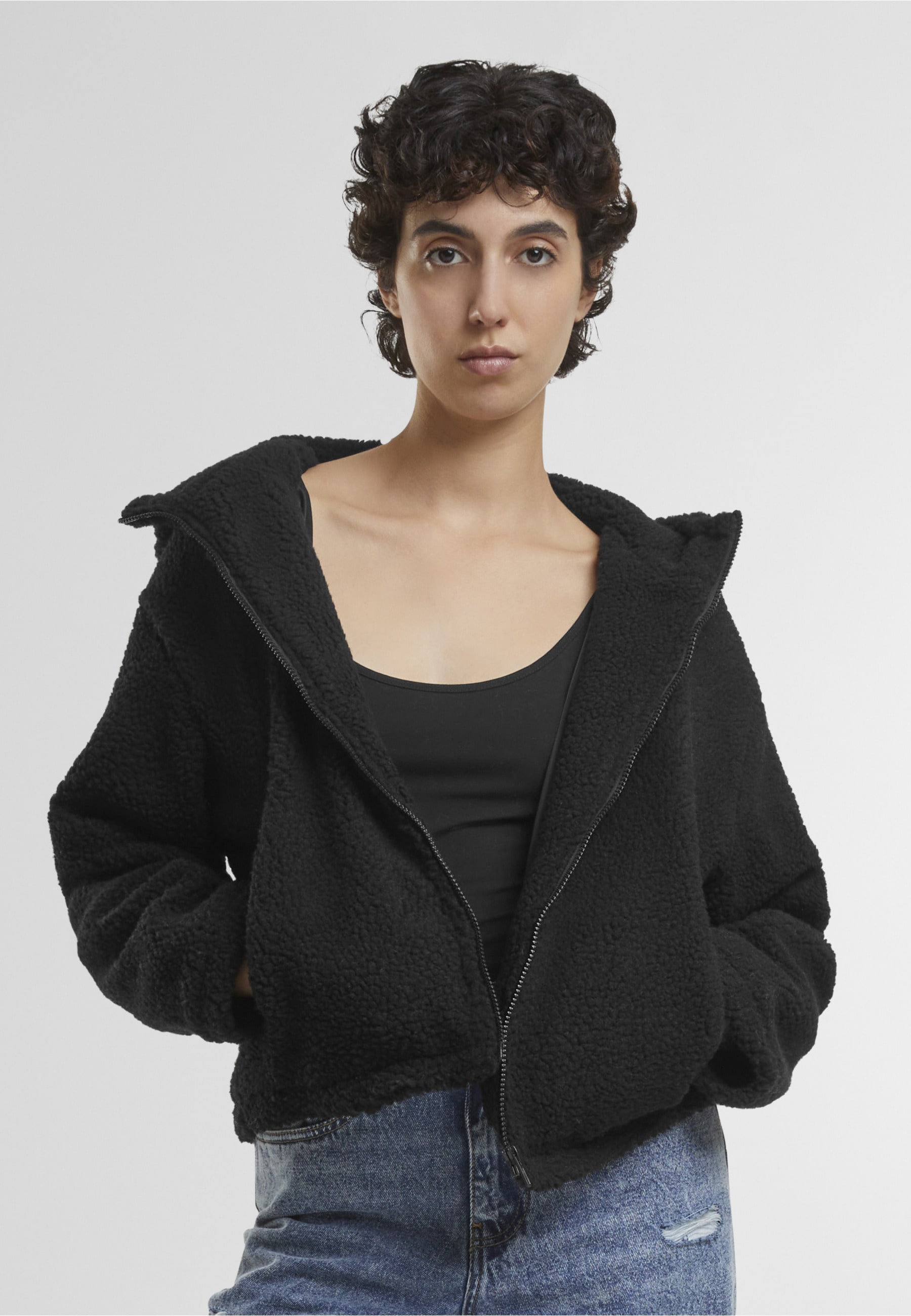 URBAN CLASSICS Allwetterjacke »Urban Classics Ladies Short Hooded Sherpa Jacket« 1 Stk. tlg. mit Kapuze