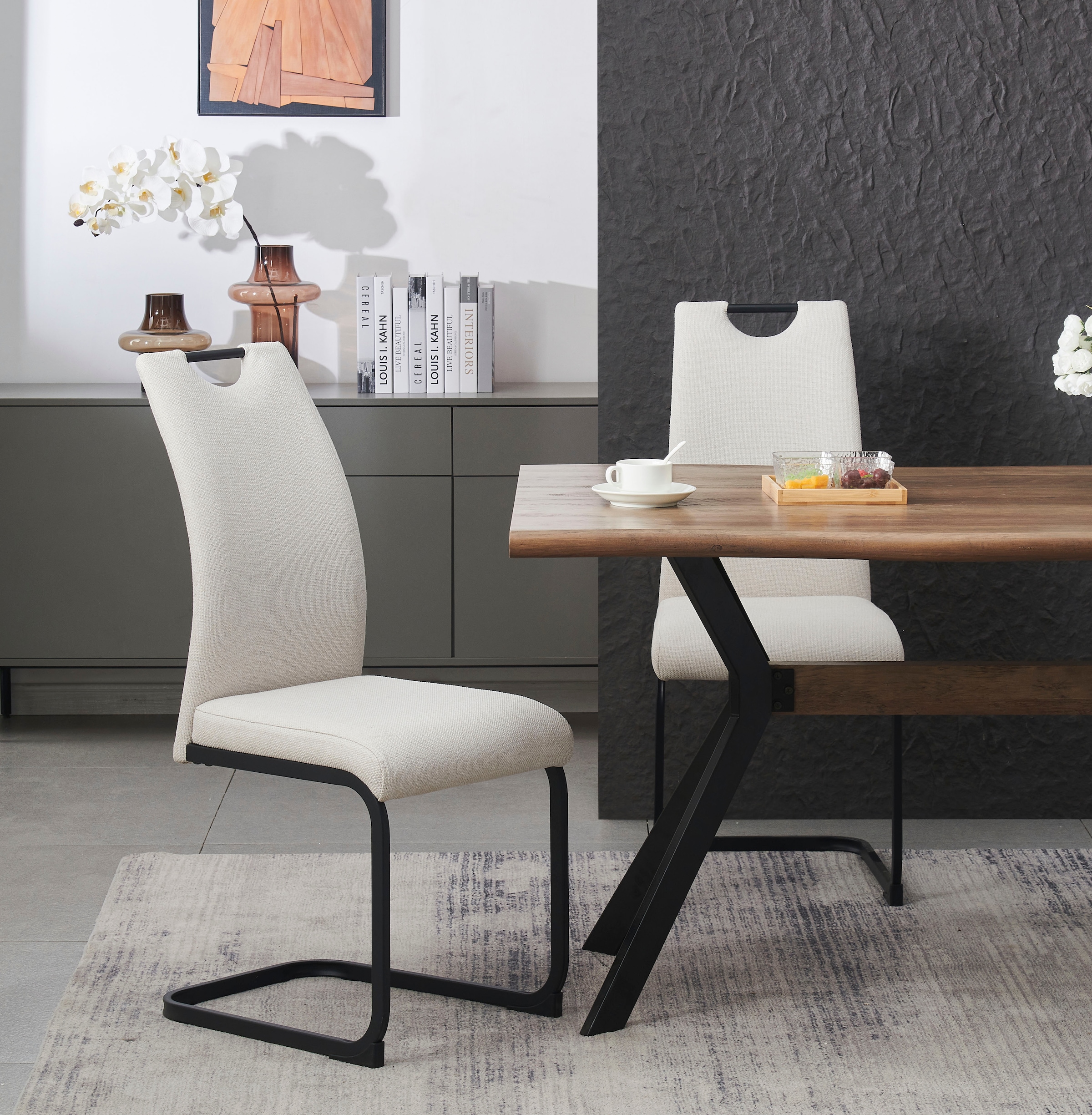 Home affaire Esszimmerstuhl »KANATA, 2er Set, mit Metallgestell in matt schwarz« (Set) 2 Stk.in verschiedenen Farben, Belsatbarkeit pro Stuhl 120 kg, mit Griffloch