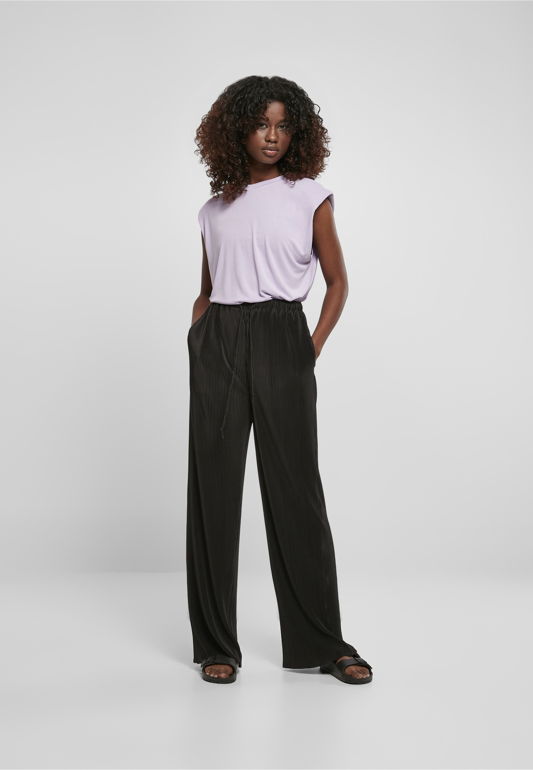 URBAN CLASSICS Tanktop »Urban Classics Damen Ladies Modal Padded Shoulder Tank« 1