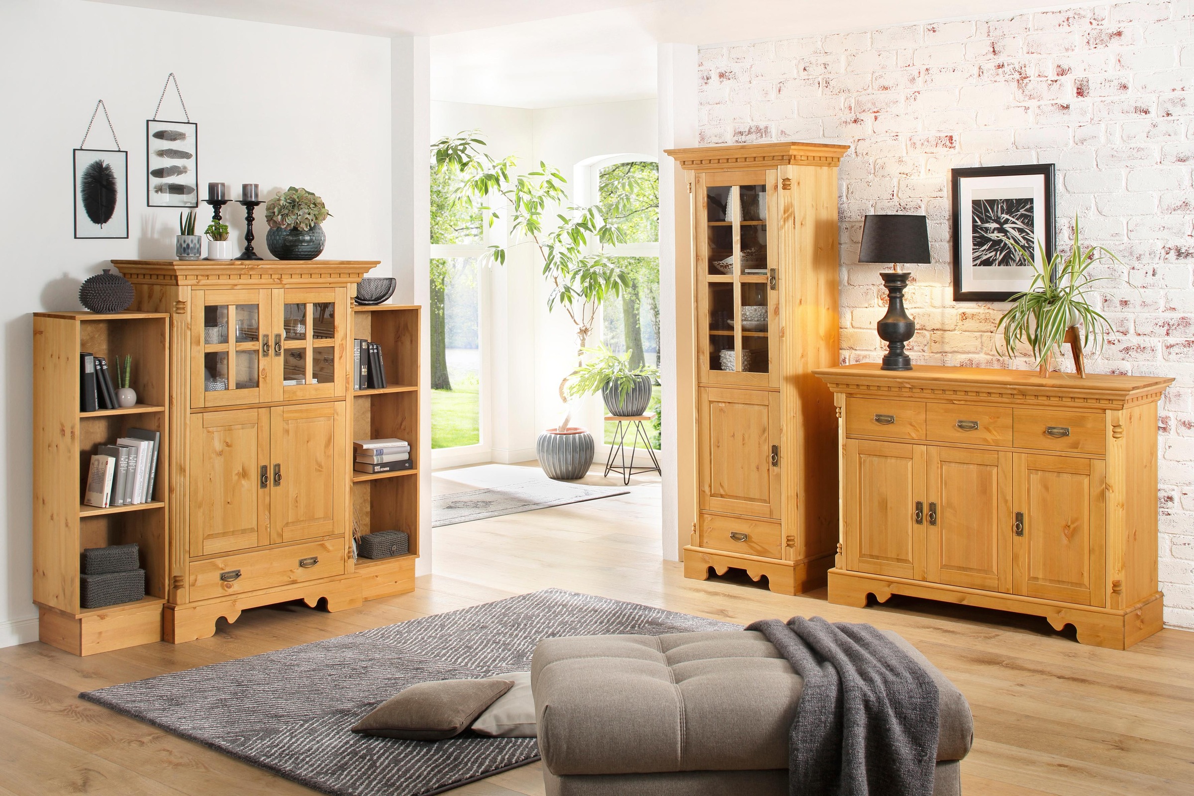 OTTO home Vitrine "Milan" Höhe 199 cm, Massivholz, FSC-zertifiziert günstig online kaufen