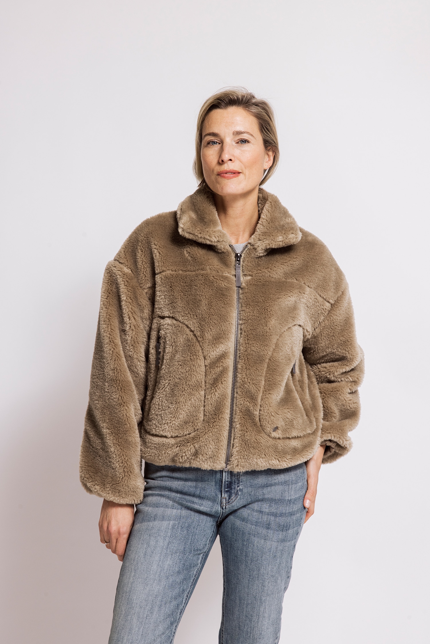 Zhrill Jackenblazer »APRIL« Fellimitatjacke / Kuscheljacke / mit Stehkragen und Reißverschluss