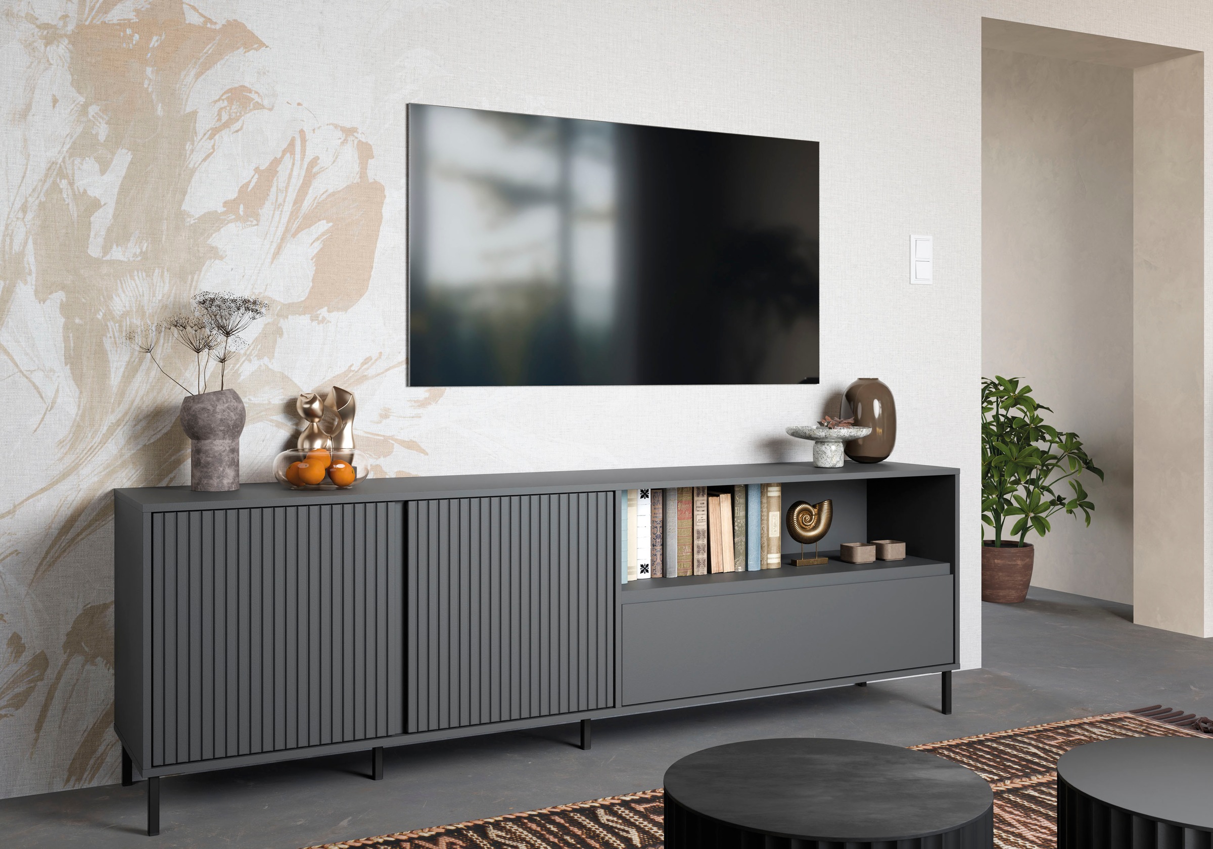 Home affaire Lowboard "viel Stauraum, Soft Close, 2 Türen und 1 Schubkasten günstig online kaufen