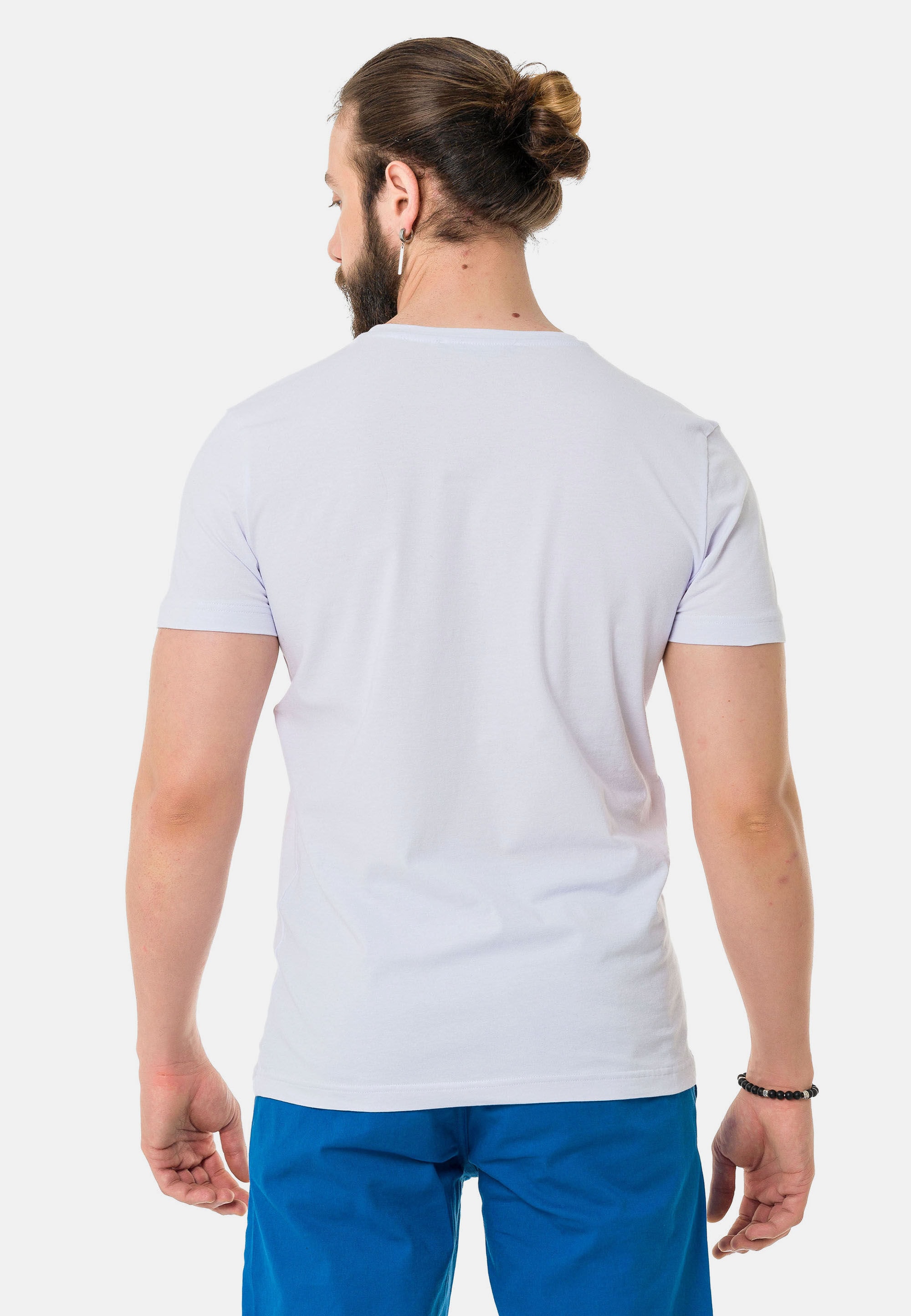 Cipo & Baxx T-Shirt »T-Shirt«, mit lässigem Brustprint-Design