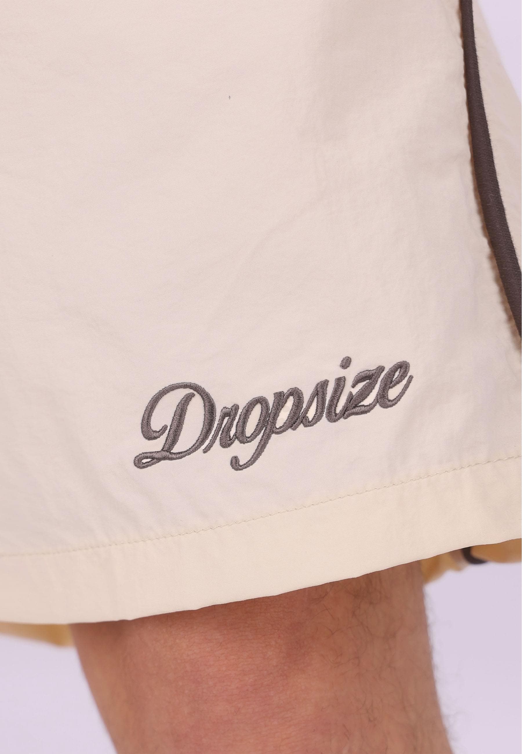 Dropsize Shorts »Dropsize PIPING SHORTS«