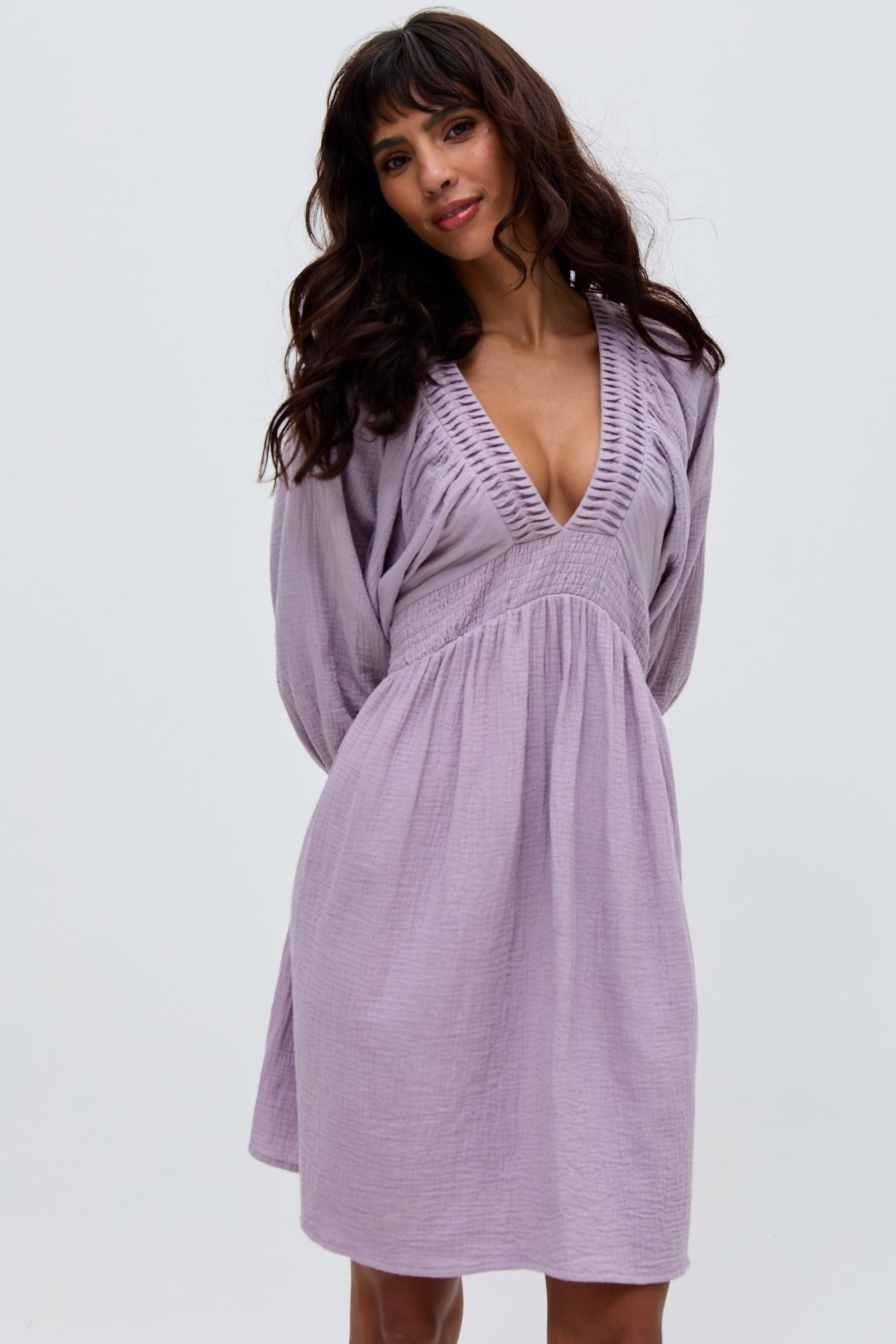 RAFFYA Midikleid »Soipoi Ruched V-Neck Midi Dress Damen«