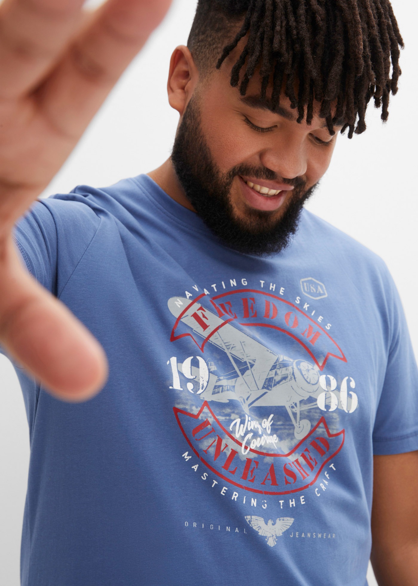 bonprix T-Shirt »T-Shirt aus reiner Baumwolle« Regular Fit, Kurzarm, mit Frontprint, Rundhalsausschnitt