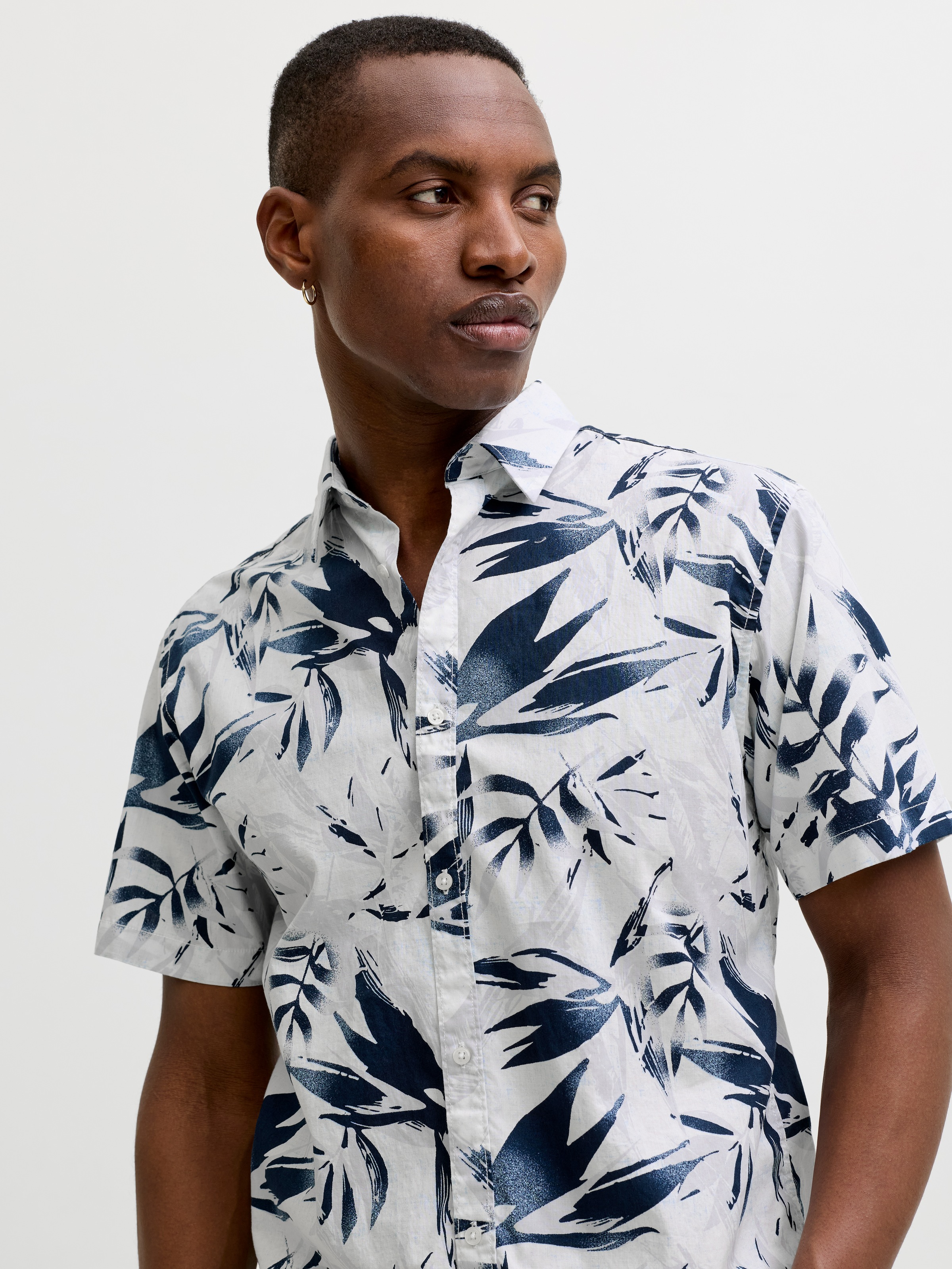 Jack & Jones Kurzarmhemd "JJHONOLULU AOP SHIRT SS" günstig online kaufen