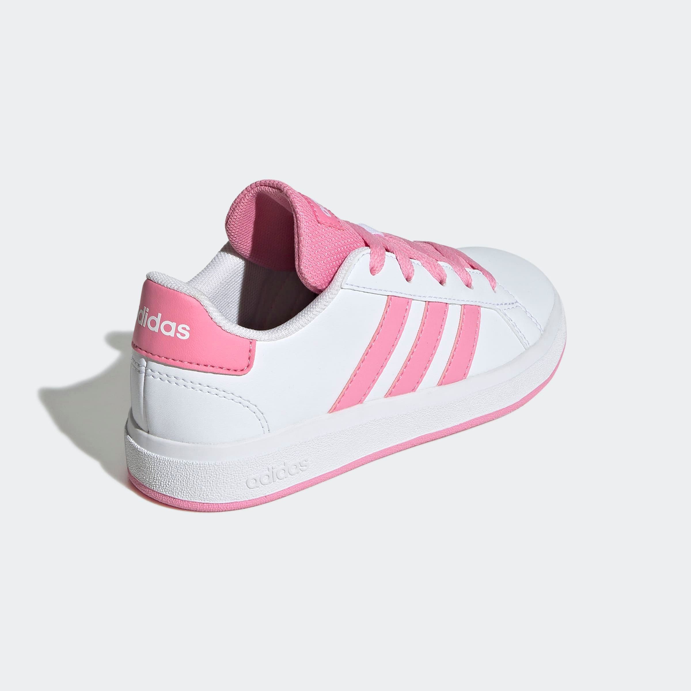 adidas Sportswear Sneaker »GRAND COURT LIFESTYLE TENNIS LACE-UP«, Design auf den Spuren des adidas Superstar