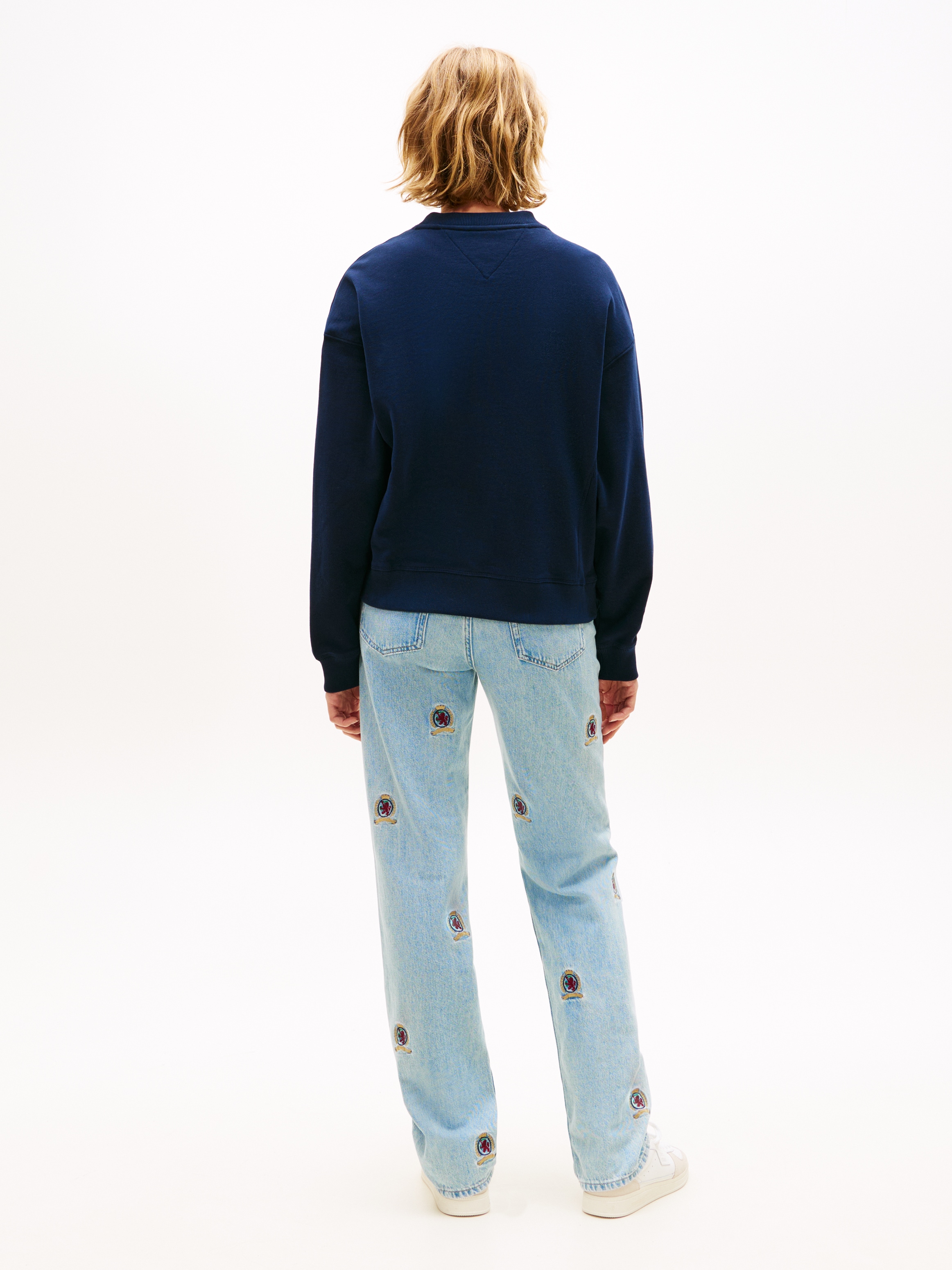 Tommy Jeans Sweatshirt »TJW BXY WAVY FLAG CREW EXT«, Boxy Fit mit Rundhals
