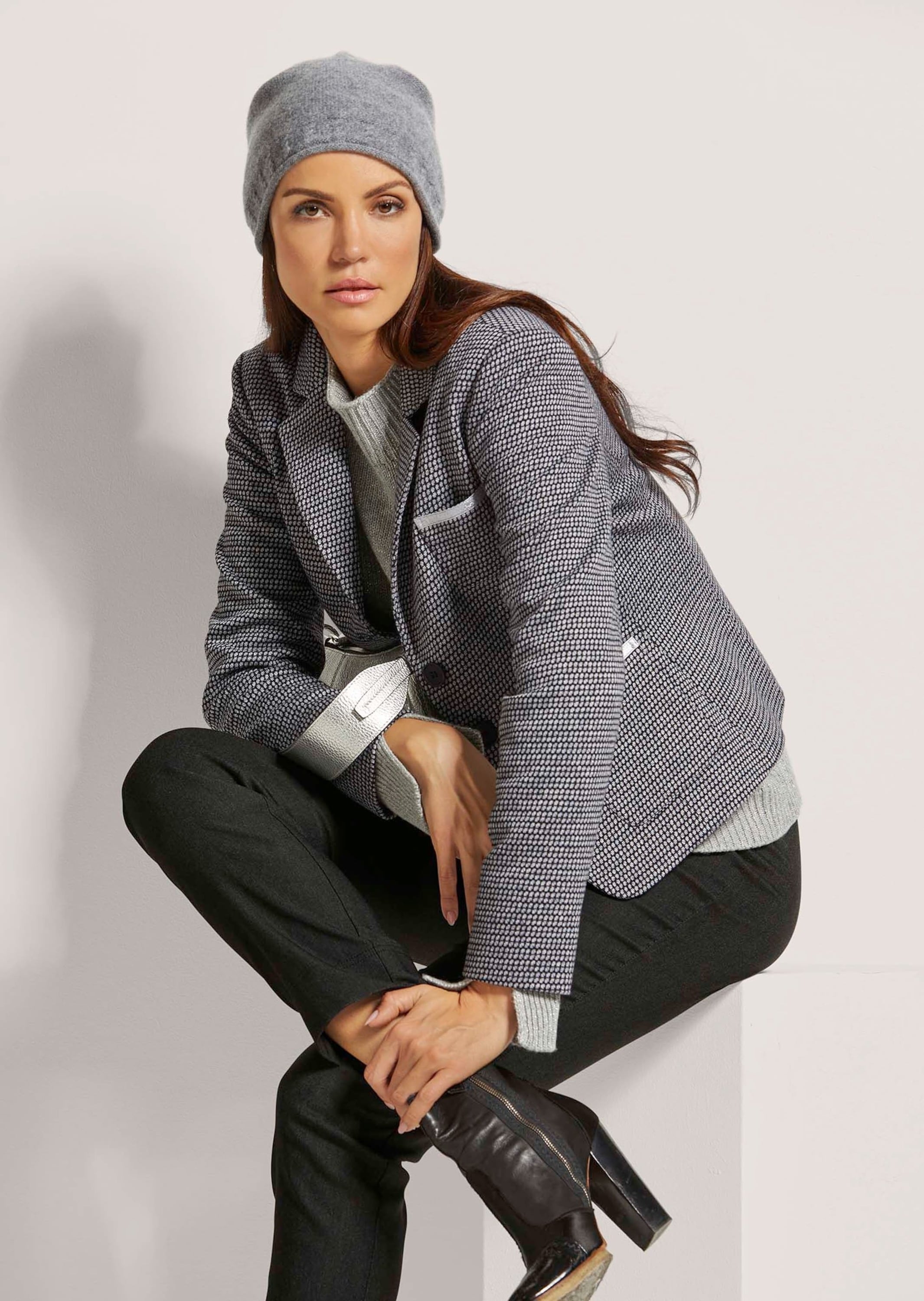 MADELEINE Jerseyblazer »Jerseyblazer Kurzblazer aus Struktur-Jersey«