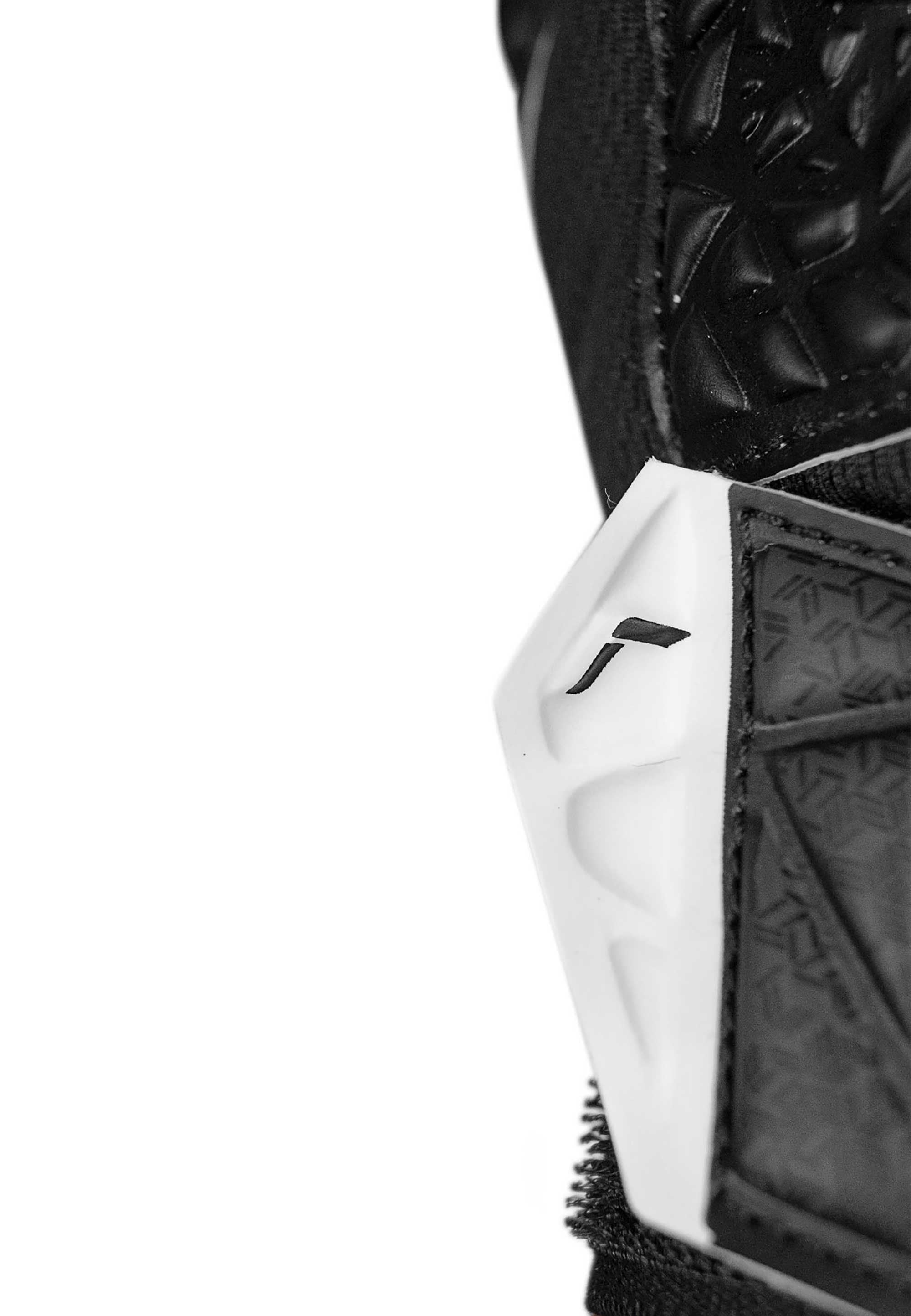 Reusch Torwarthandschuhe »Attrakt Starter Solid Junior«, mit Negativ Cut