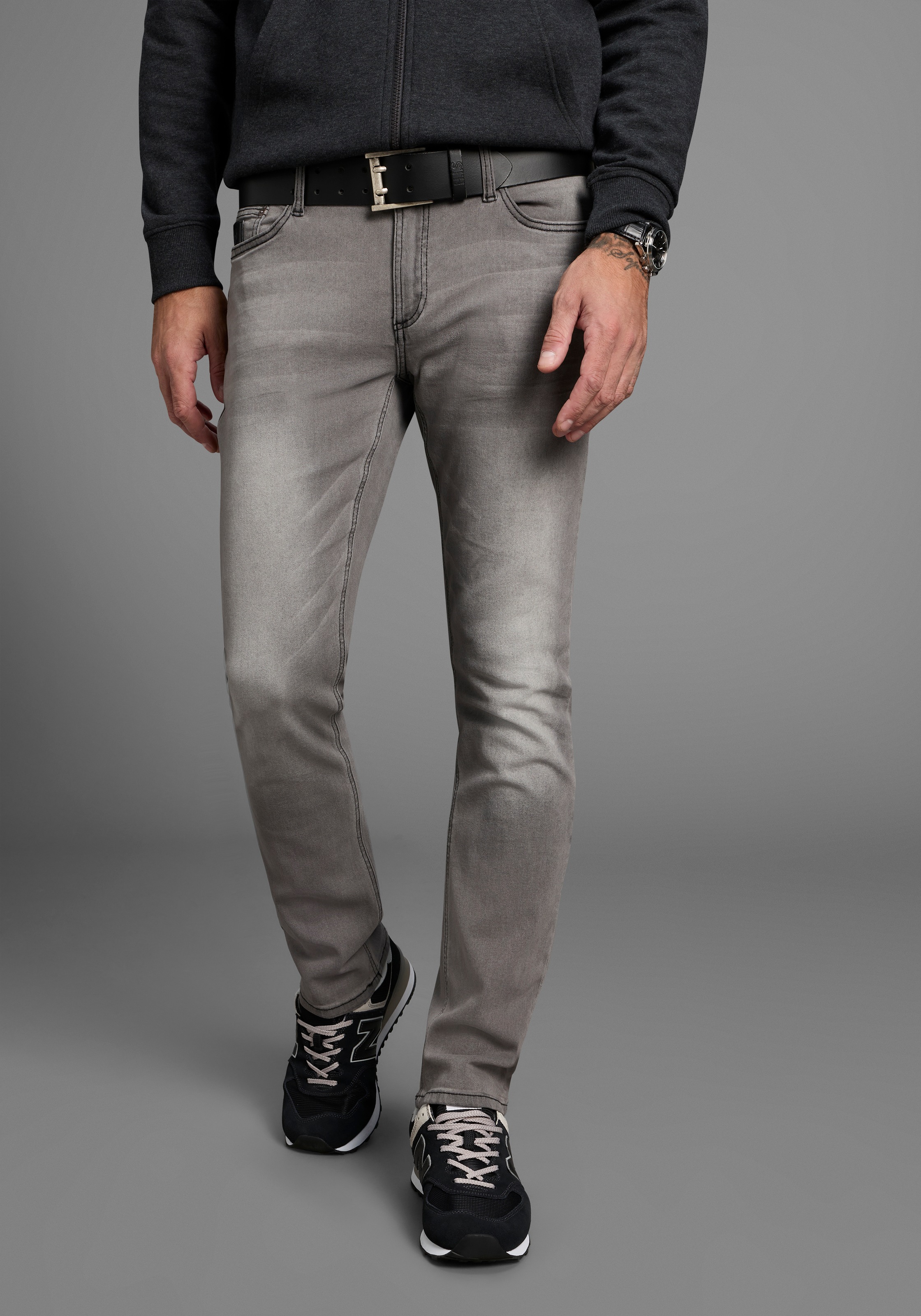 Bruno Banani Straight-Jeans "Hutch", gerade Beinform, teilweise mit modisch günstig online kaufen