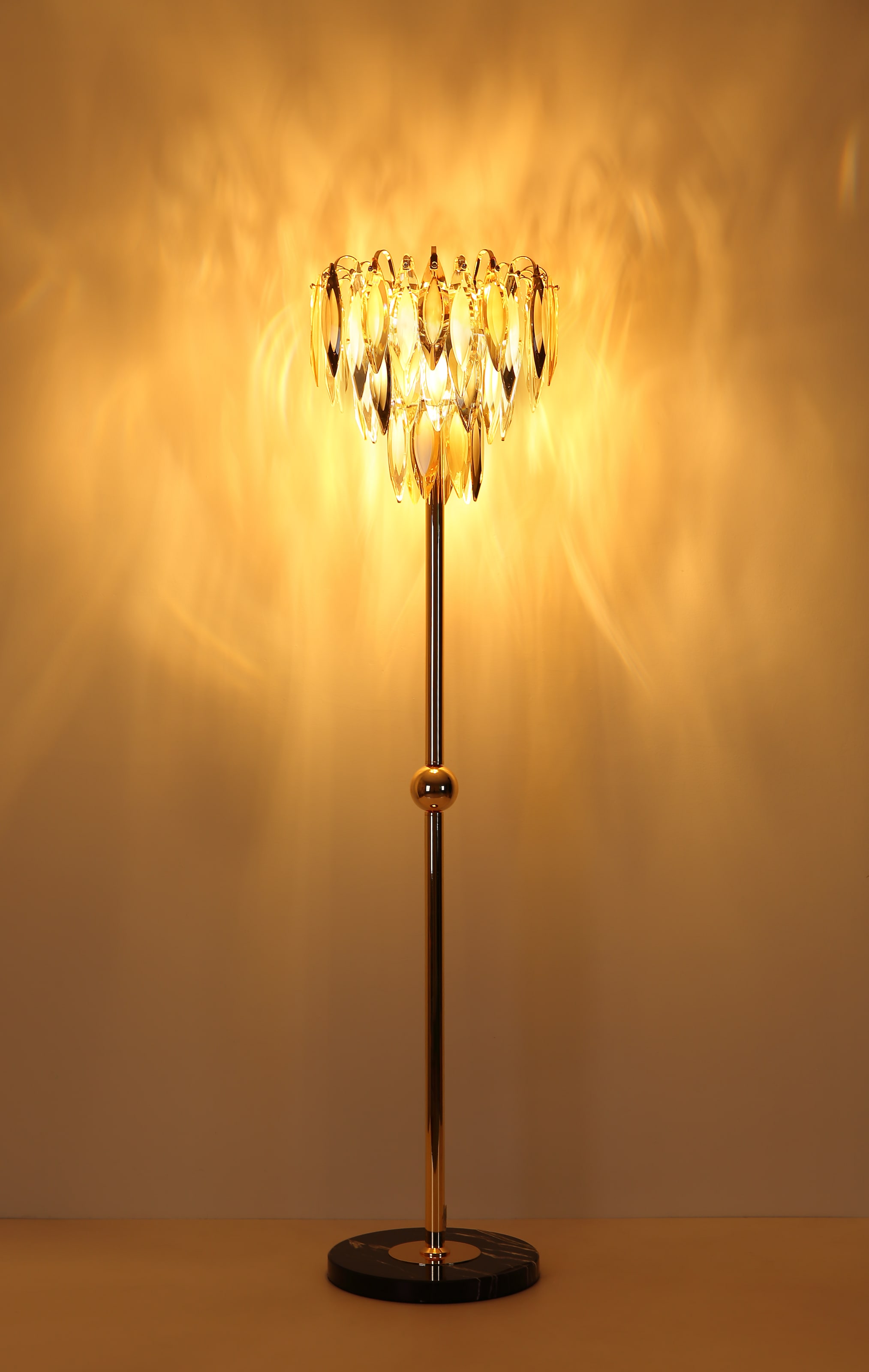 GLOBO LIGHTING Stehlampe »ELINOR« E14 1 Stk. Stehleuchte Gold/Marmor, K9 Kristalle, Fußtrittschalter, E14