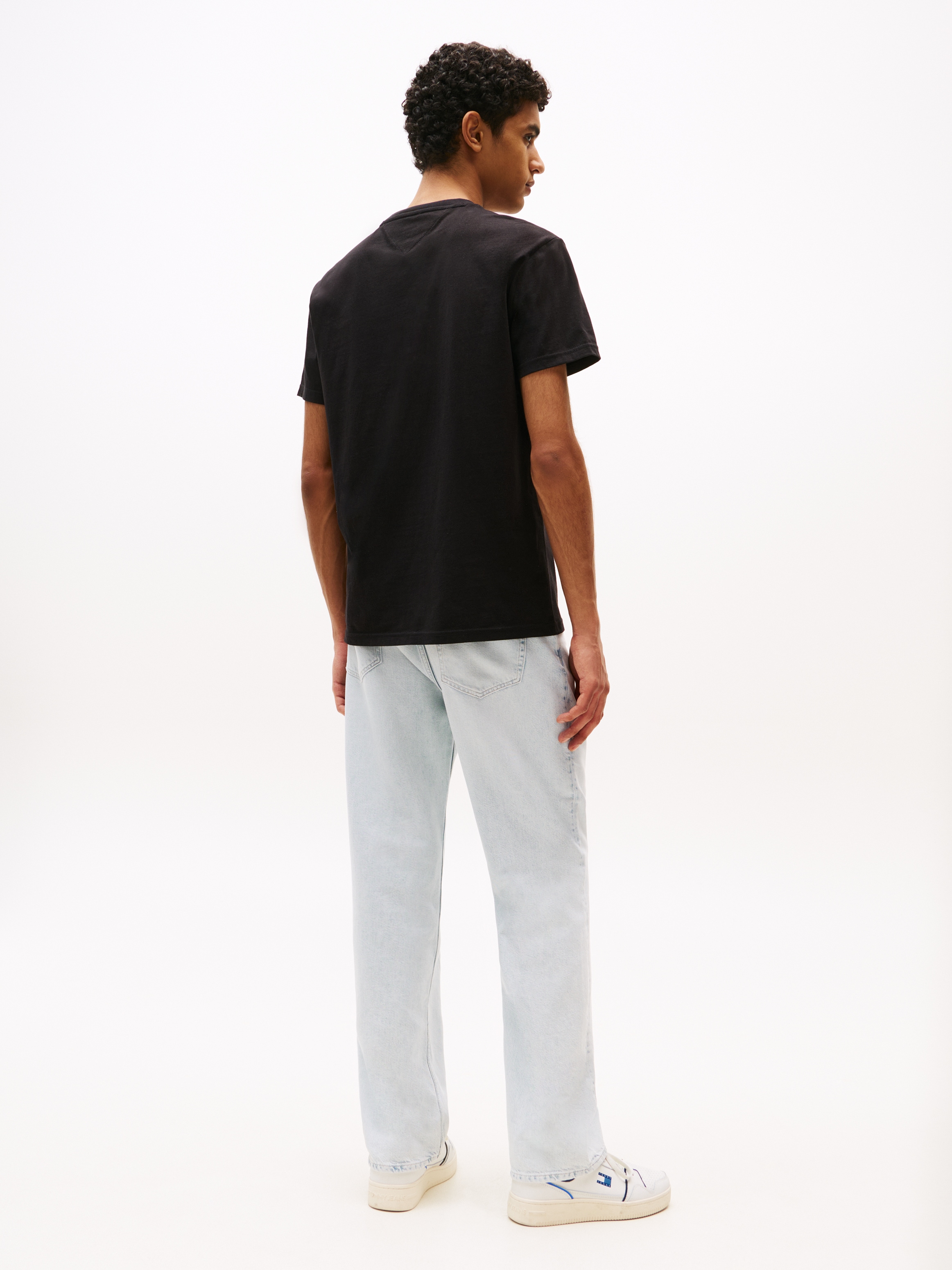 Tommy Jeans T-Shirt »TJM REG FLAG LINEAR SS TEE EXT«, Mit Rundhalsausschnitt