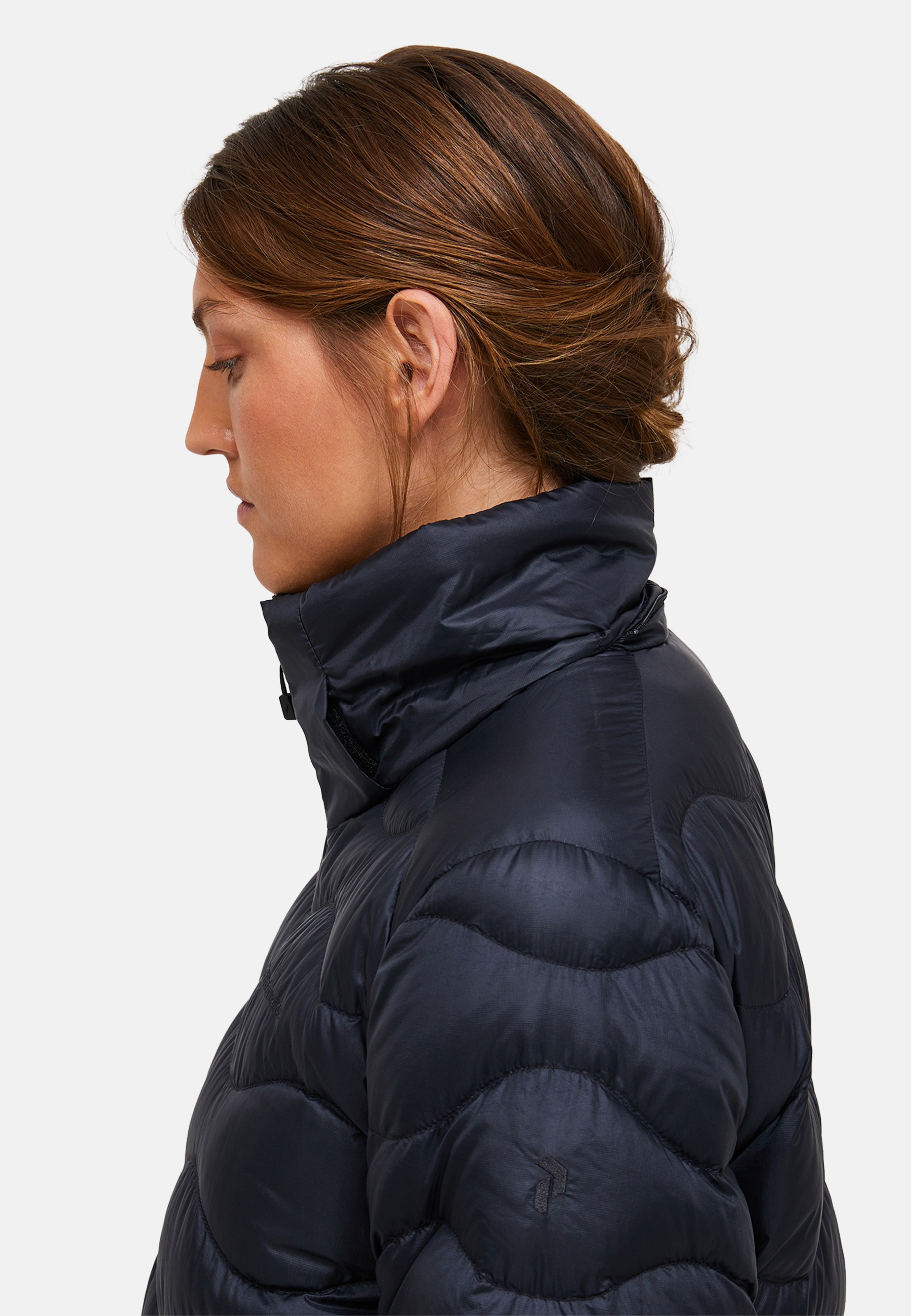 Peak Performance Daunenmantel »W Helium Down Coat« mit sportivem Design