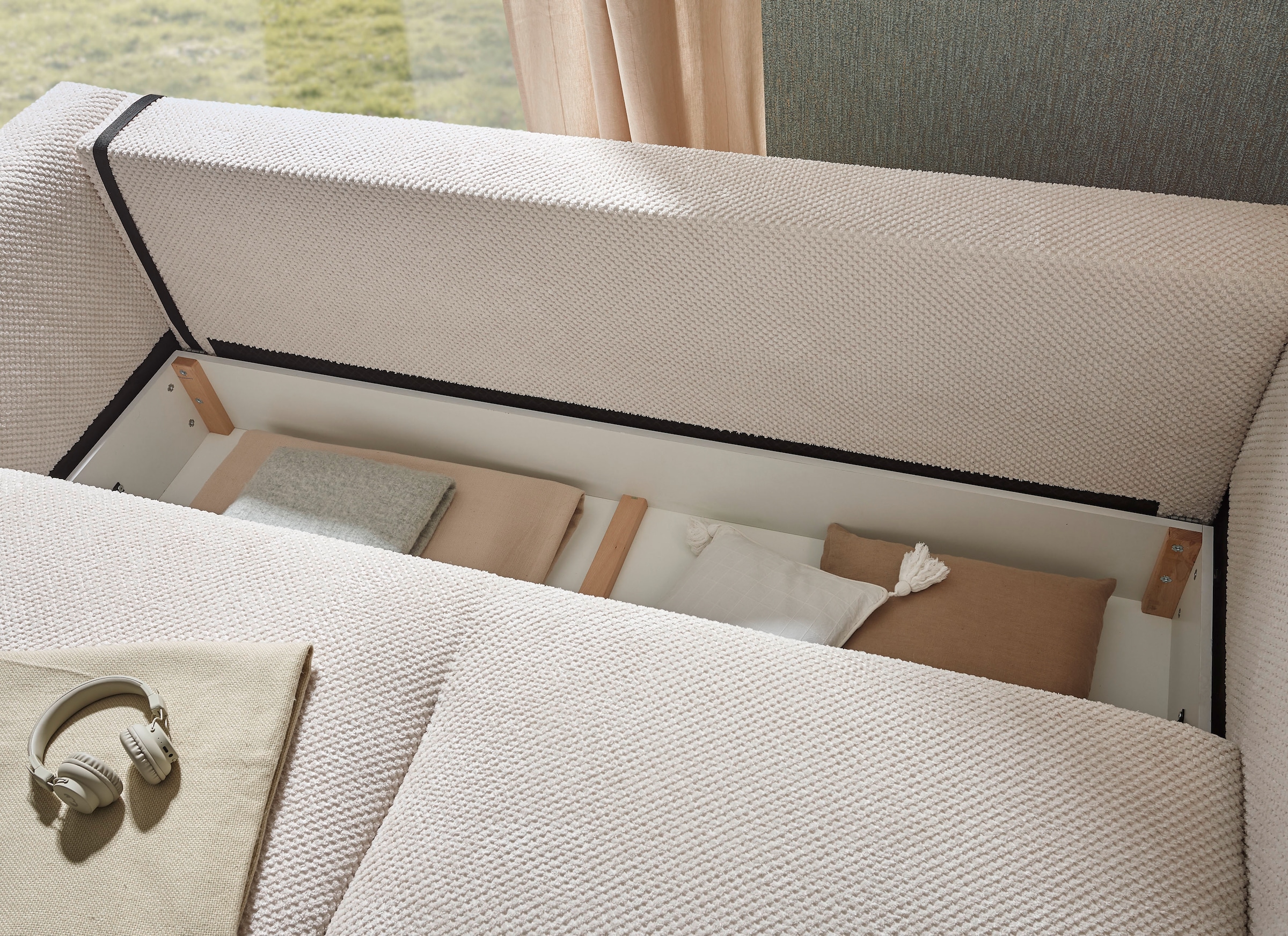 ED EXCITING DESIGN Schlafsofa »Stanley«, mit Bettkasten & 2 Zierkissen