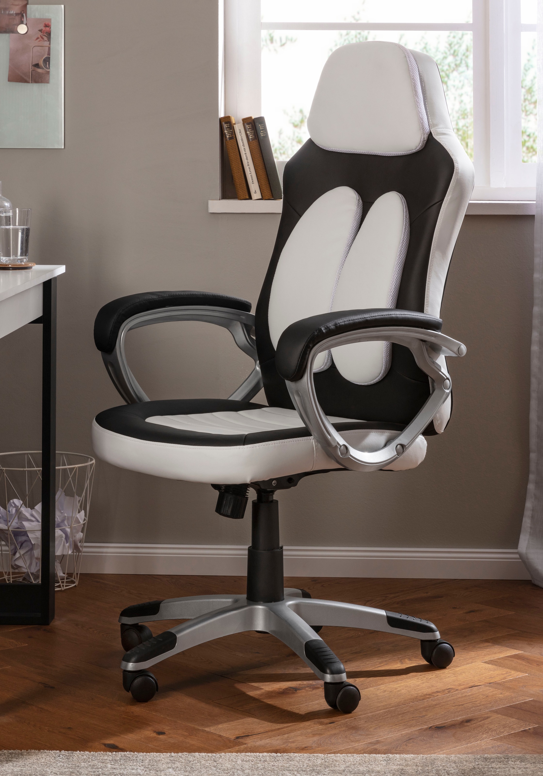 INOSIGN Gaming-Stuhl »Niro«, 1 St., Kunstleder, mit Stützkissen am Rücken, Sitzhöhe 42-52 cm