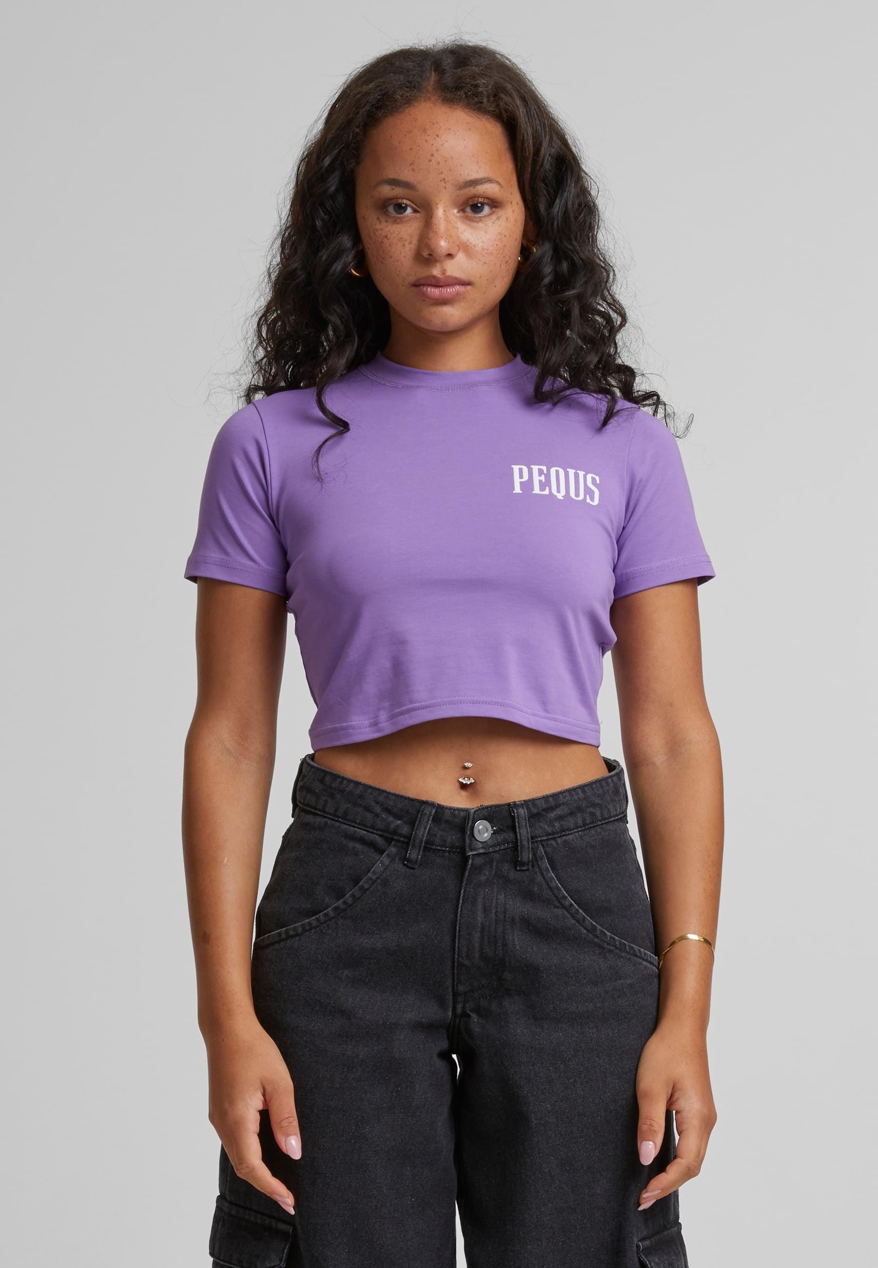 PEQUS T-Shirt »PEQUS PEQUS Back Logo Top« 1 Stk.