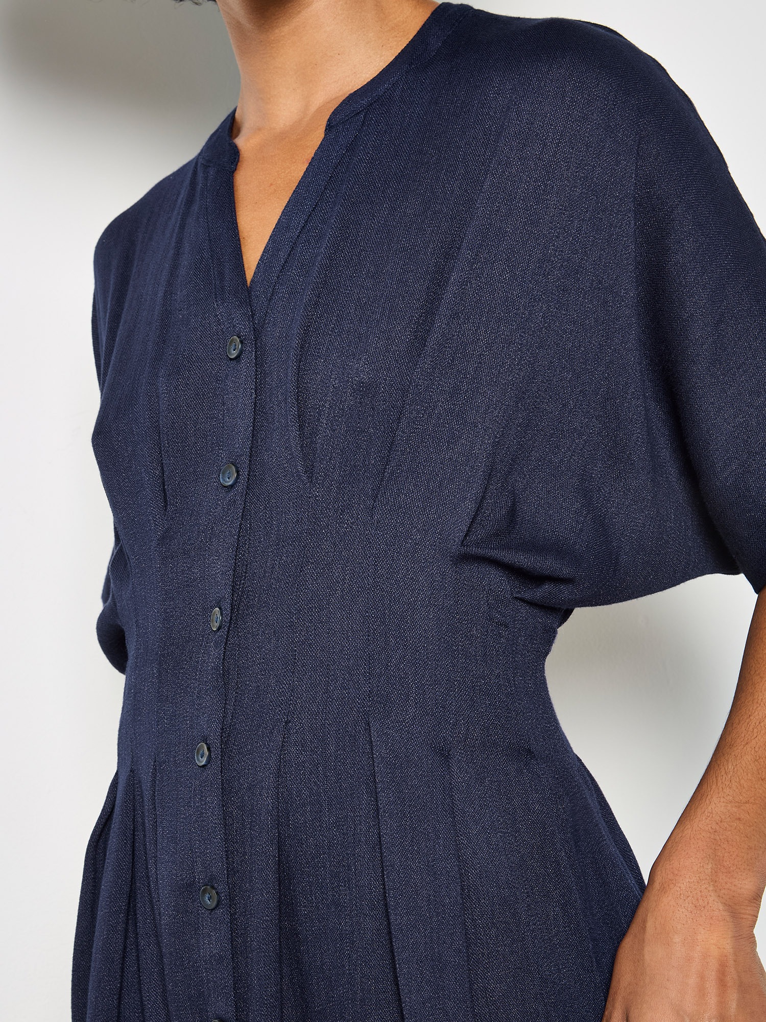 Apricot Midikleid »Plissiertes Midikleid« Einfarbig