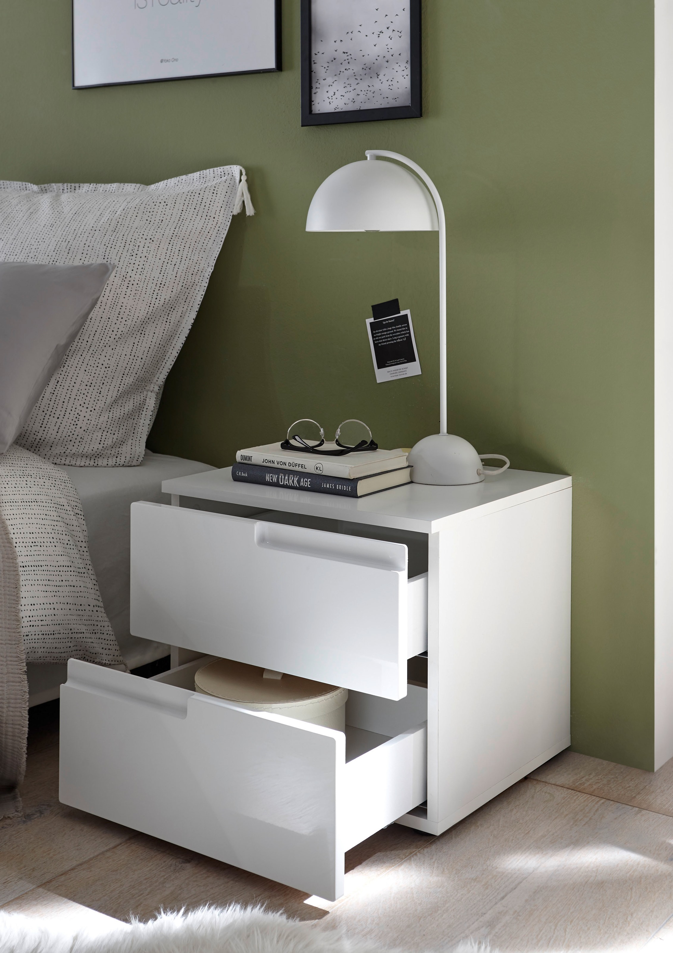 Schlafkontor Nachtkommode »Spice Nachttisch, Nachtkonsole, Nachtkästchen« Ausfräsung als Griffmulde und optisches Highlight