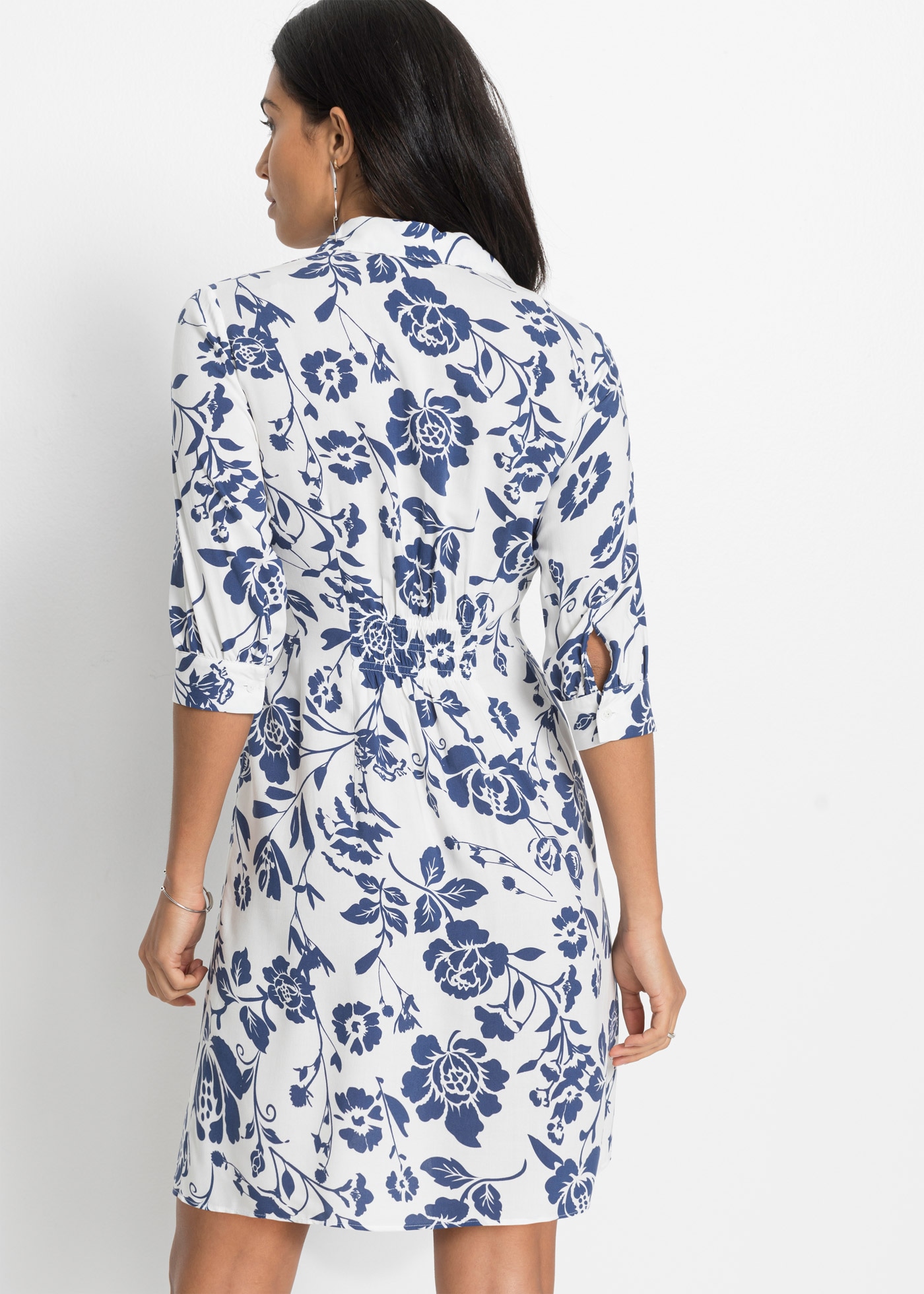 bonprix Blusenkleid aus Viskose, mit Knopfleiste, ausgestellte Passform, mit 3/4-Ärmeln