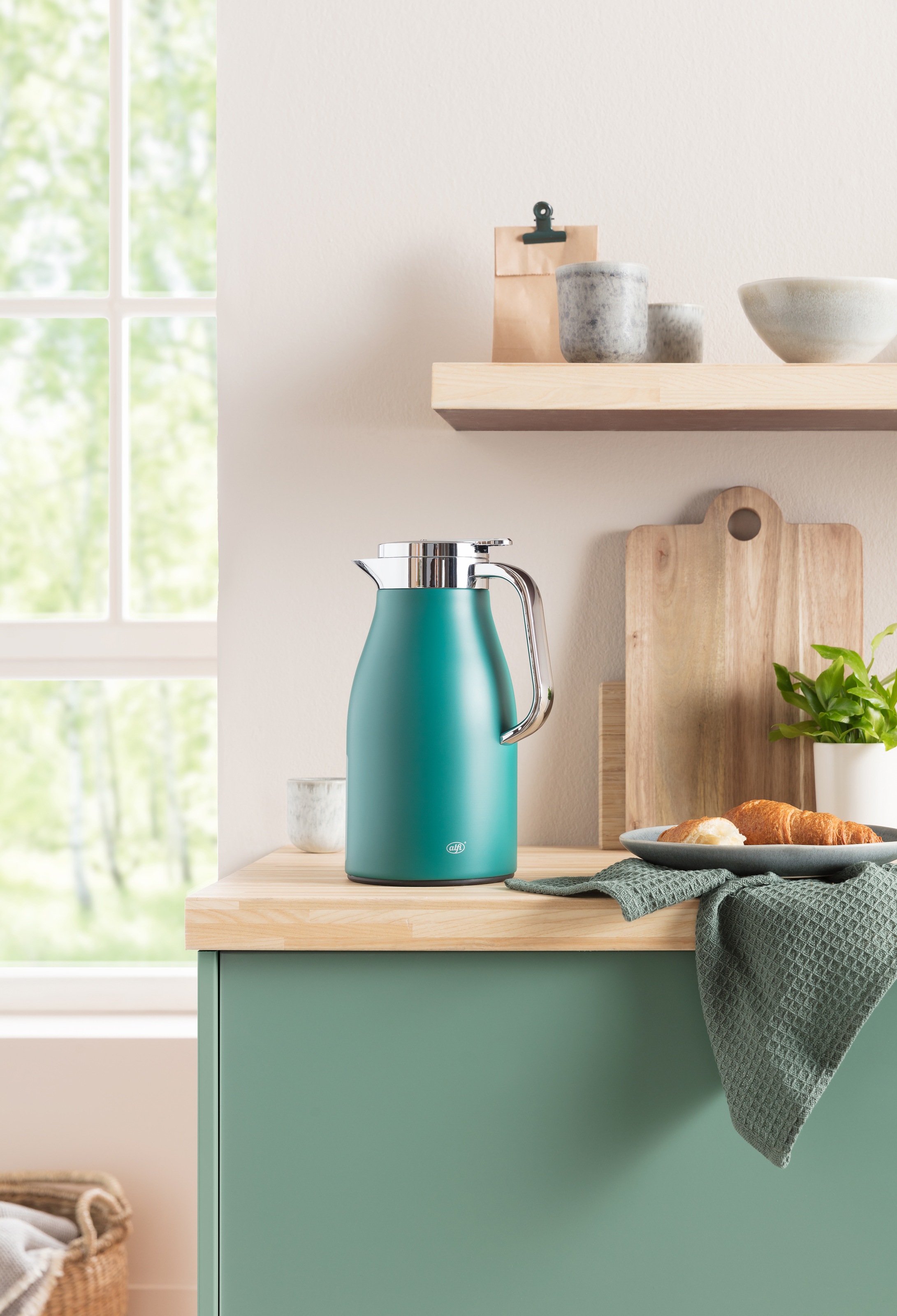 Alfi Isolierkanne »SKYLINE, mit Hartglaseinsatz und ergonomischem Griff« 1 l 1 Stk. tlg. 12h heiß & 24h kalt, Drehverschluss mit bequemem Druckknopf