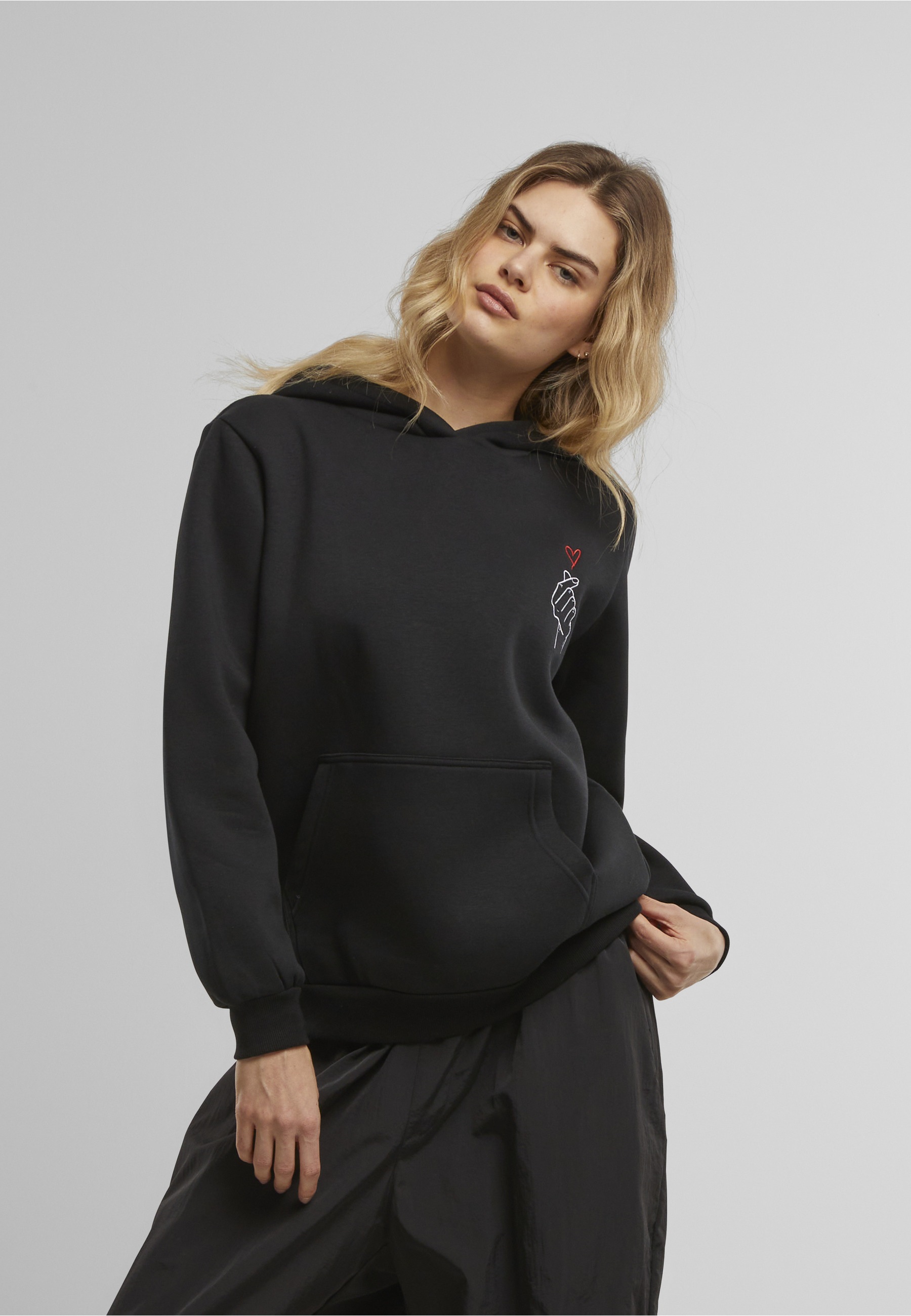 Thumbnail - Miss Tee Kapuzensweatshirt "Miss Tee K Heart EMB Fluffy Hoody"