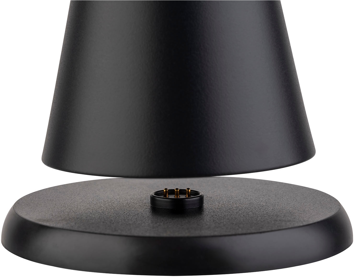 APS LED Tischleuchte »Akku-Tischleuchte "CONE", Höhe 18 cm«, 1 flammig, Leuchtmittel LED-Modul | LED fest integriert, inkl. Ladestation, USB-Ladekabel und Fernbedienung