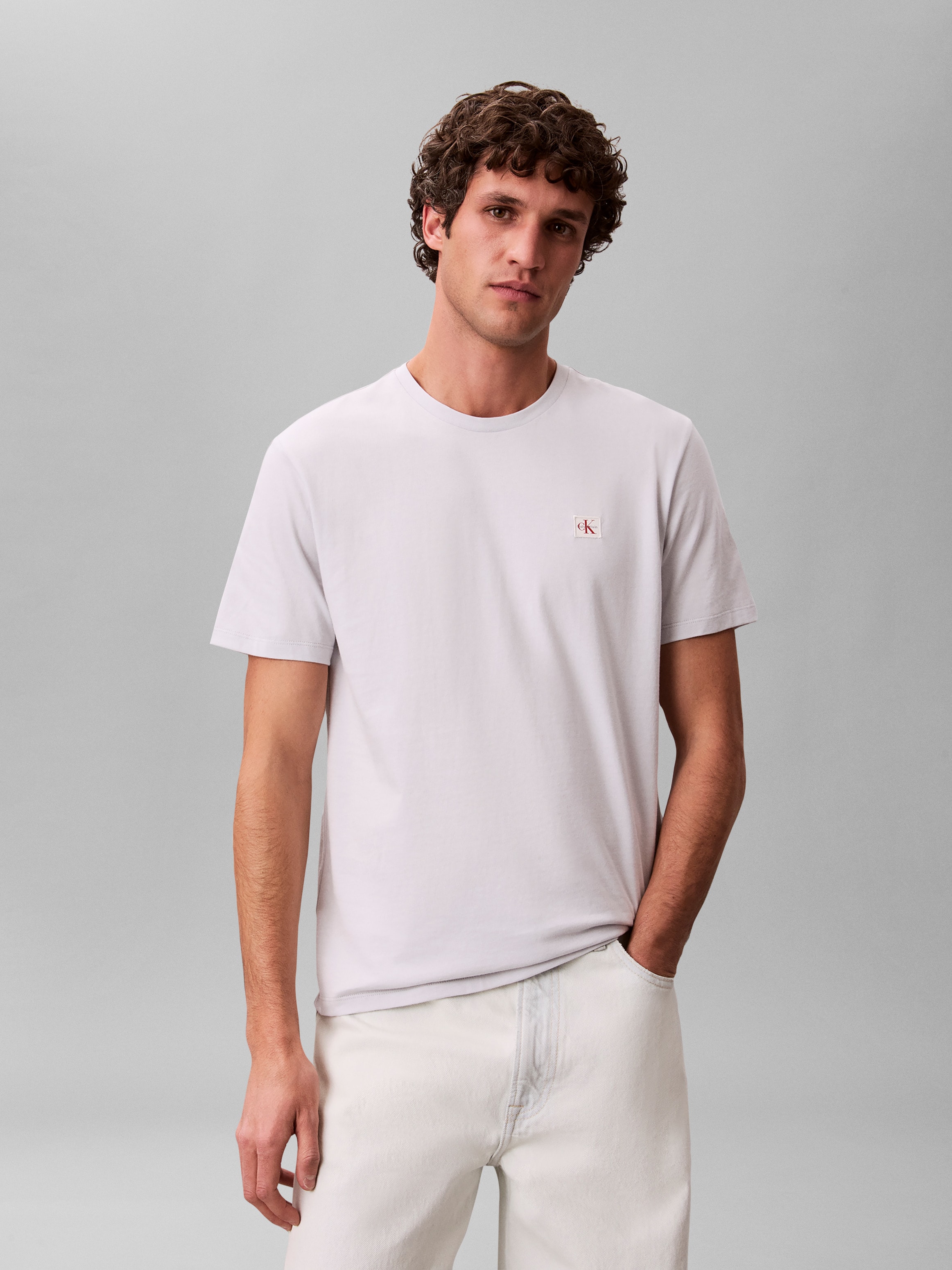 Calvin Klein Jeans T-Shirt "SS BADGE TEE 2 PACK" Packung, 2er-Pack, 2 Mit Rundhalsausschnitt