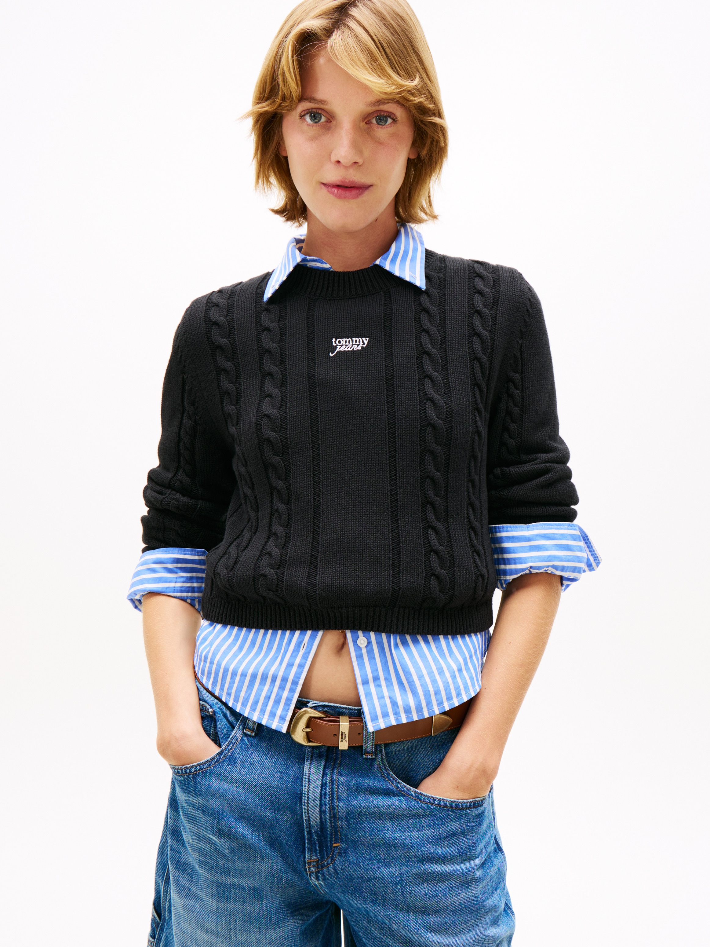 Tommy Jeans Strickpullover "TJW CABLE SCRIPT SWEATER" mit Zopfmuster günstig online kaufen