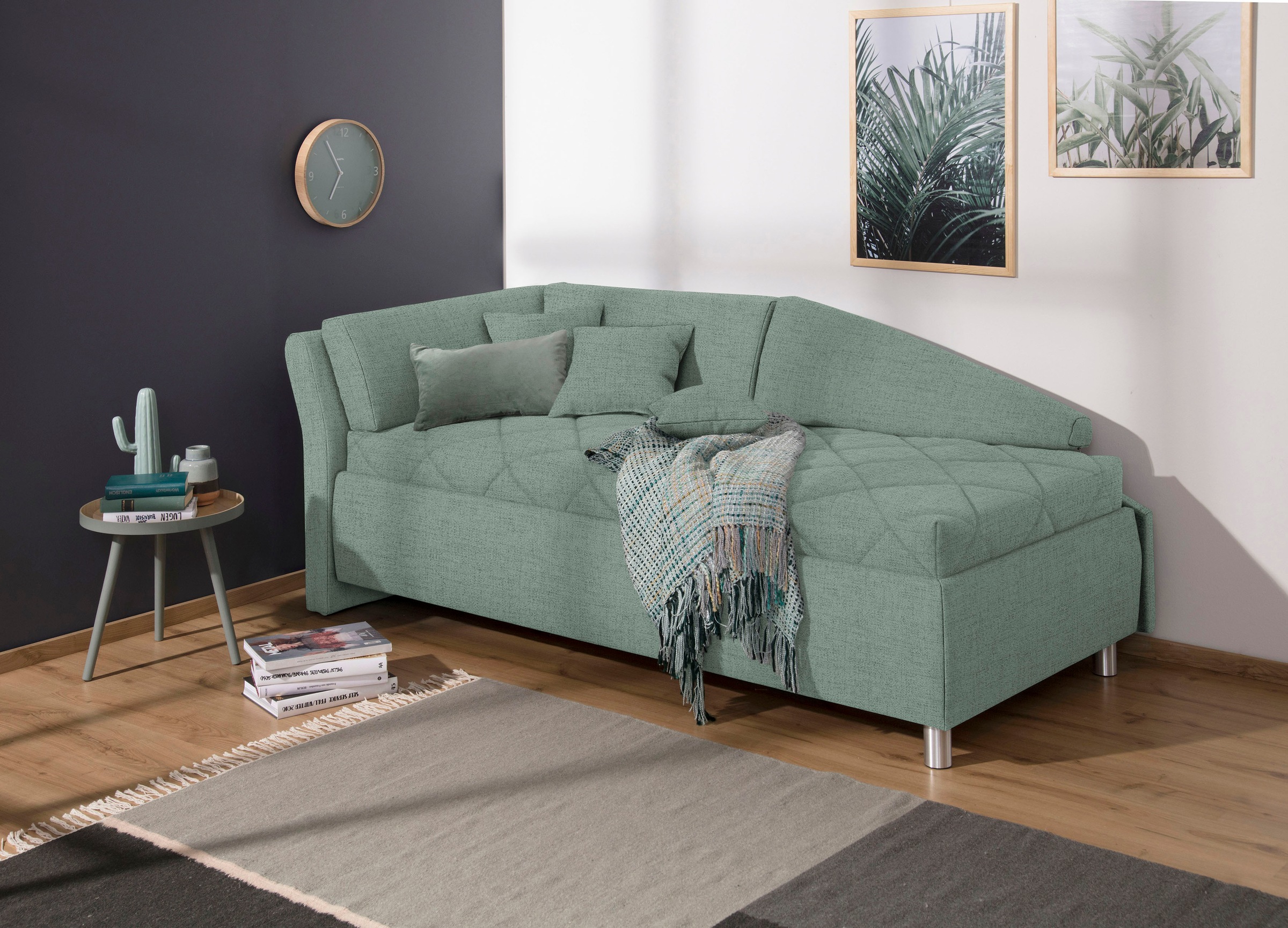 alina Schlafsofa »Lindsay«, Bettkasten, Zierkissen-Set aus: 2 Stk. 40x40cm, 1 Stk. 30x30cm